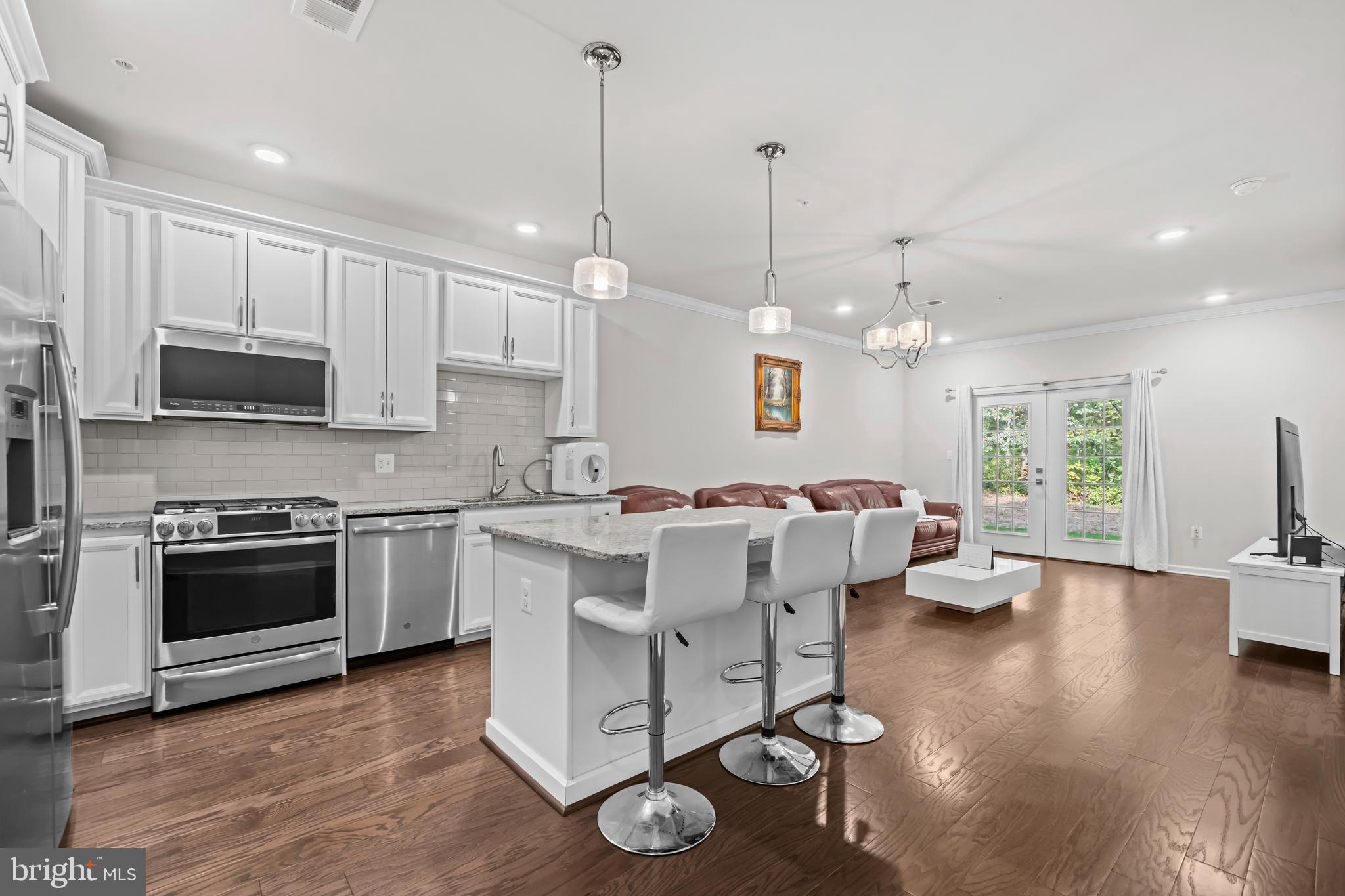 LOUDOUN VALLEY RIDGES - Residential