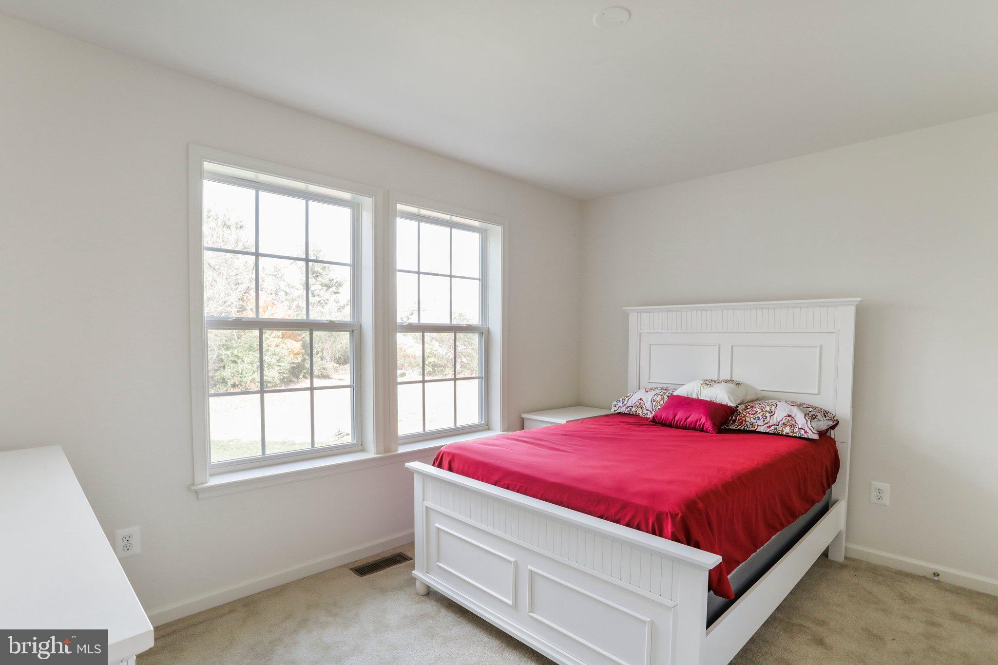 MAPLE VALLEY ESTATES - Residential