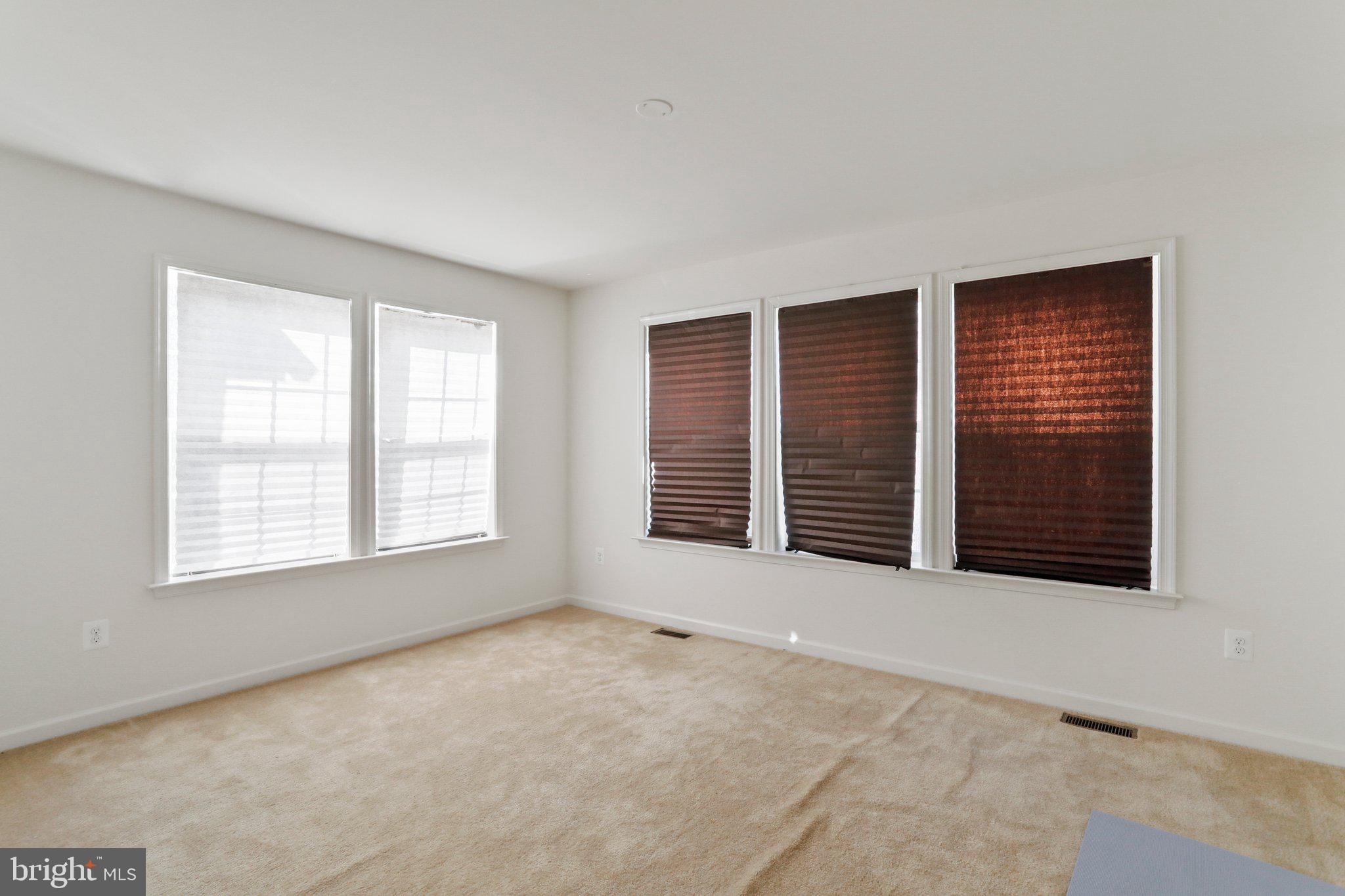 MAPLE VALLEY ESTATES - Residential