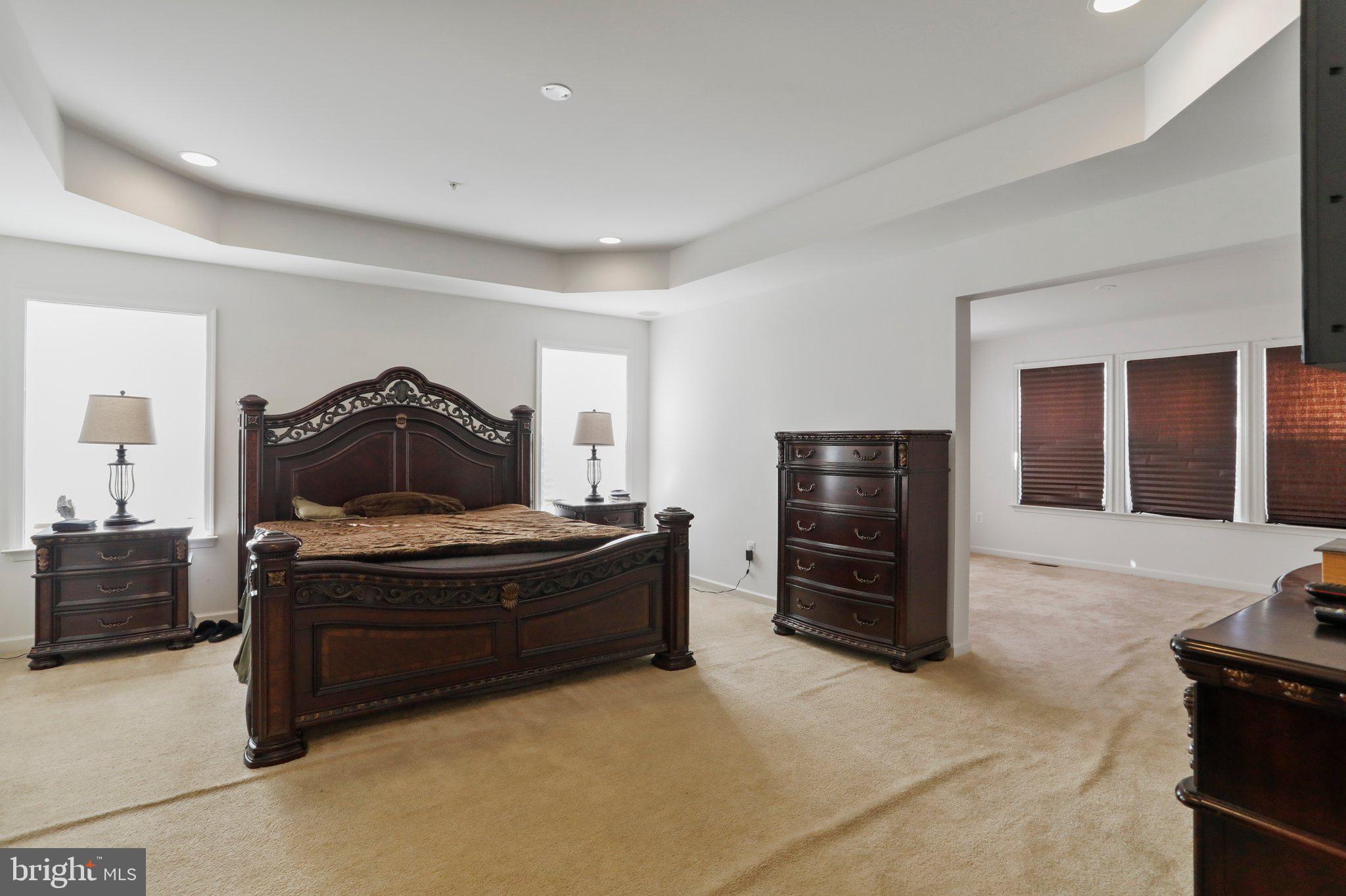 MAPLE VALLEY ESTATES - Residential