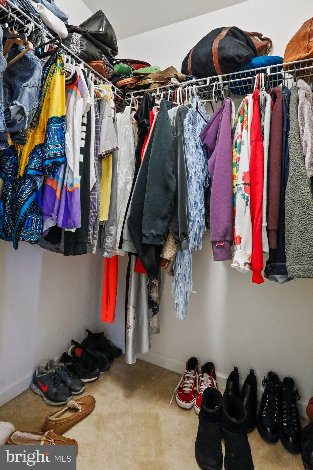 MAPLE VALLEY ESTATES - Residential