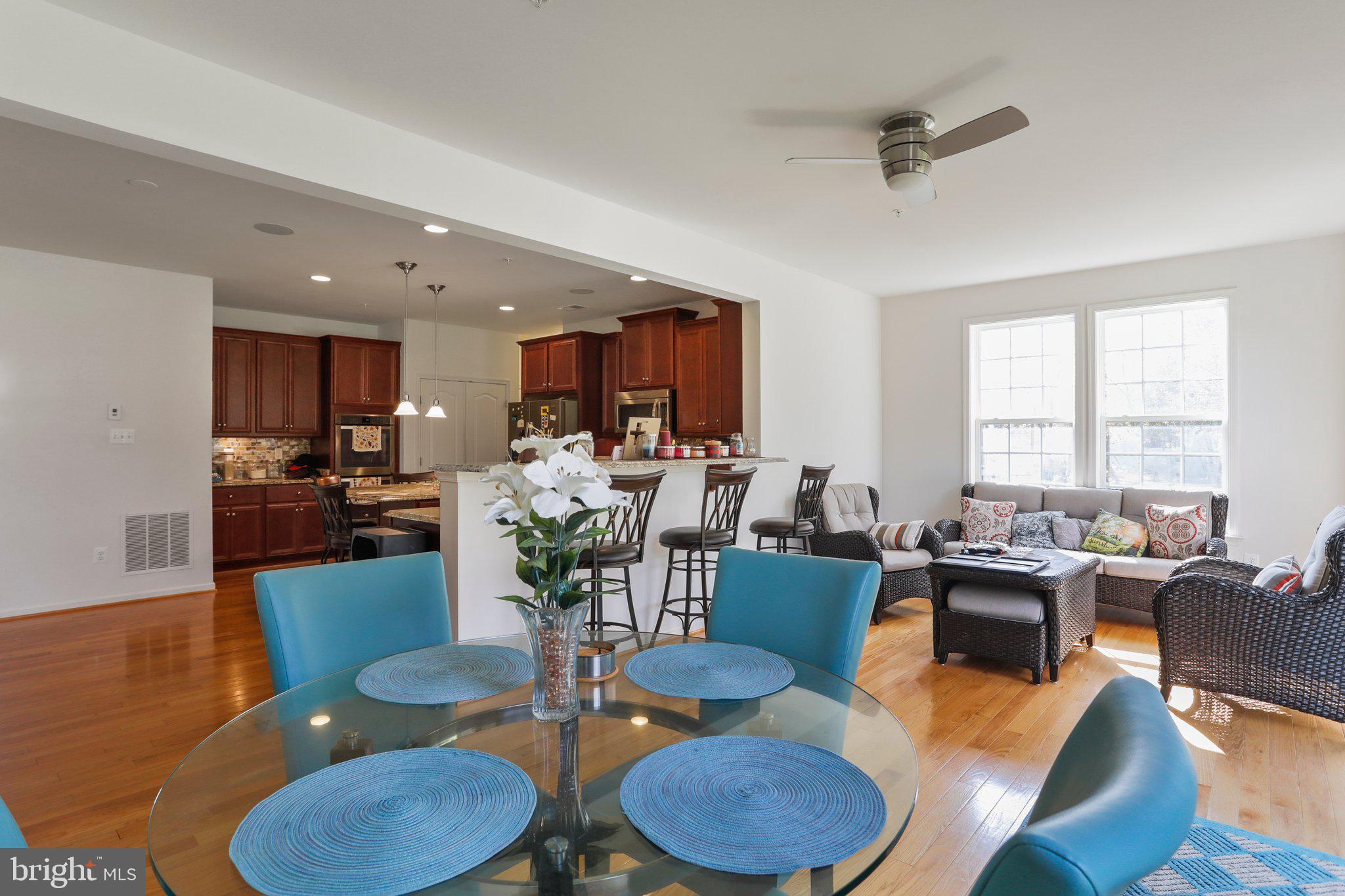 MAPLE VALLEY ESTATES - Residential