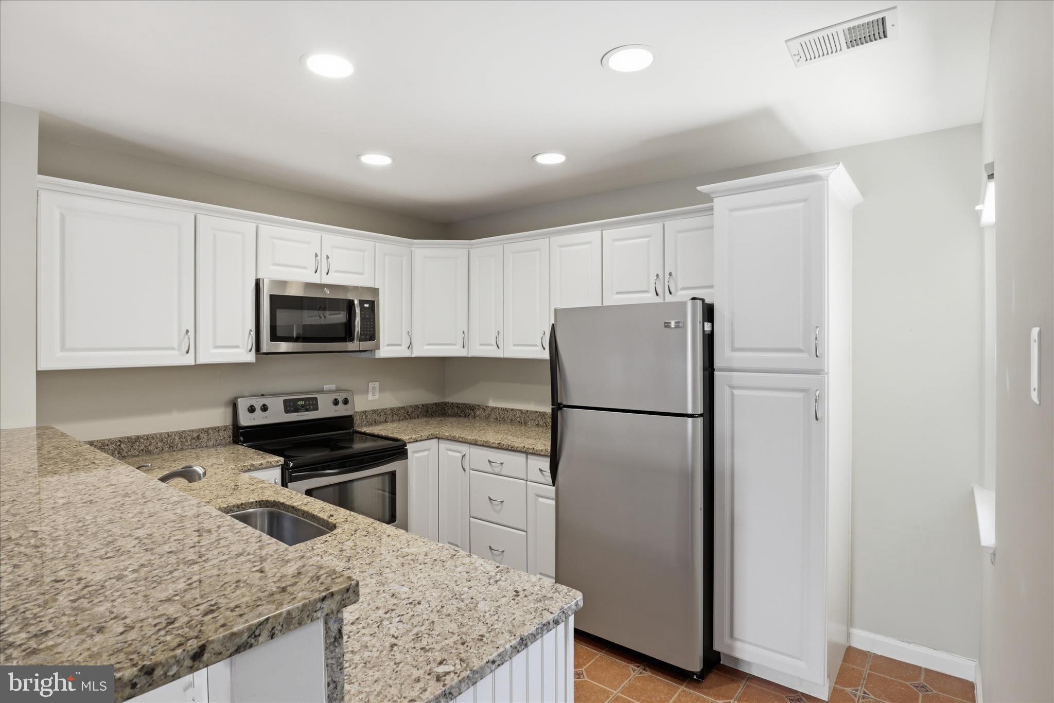 MOSBYS LANDING - Residential