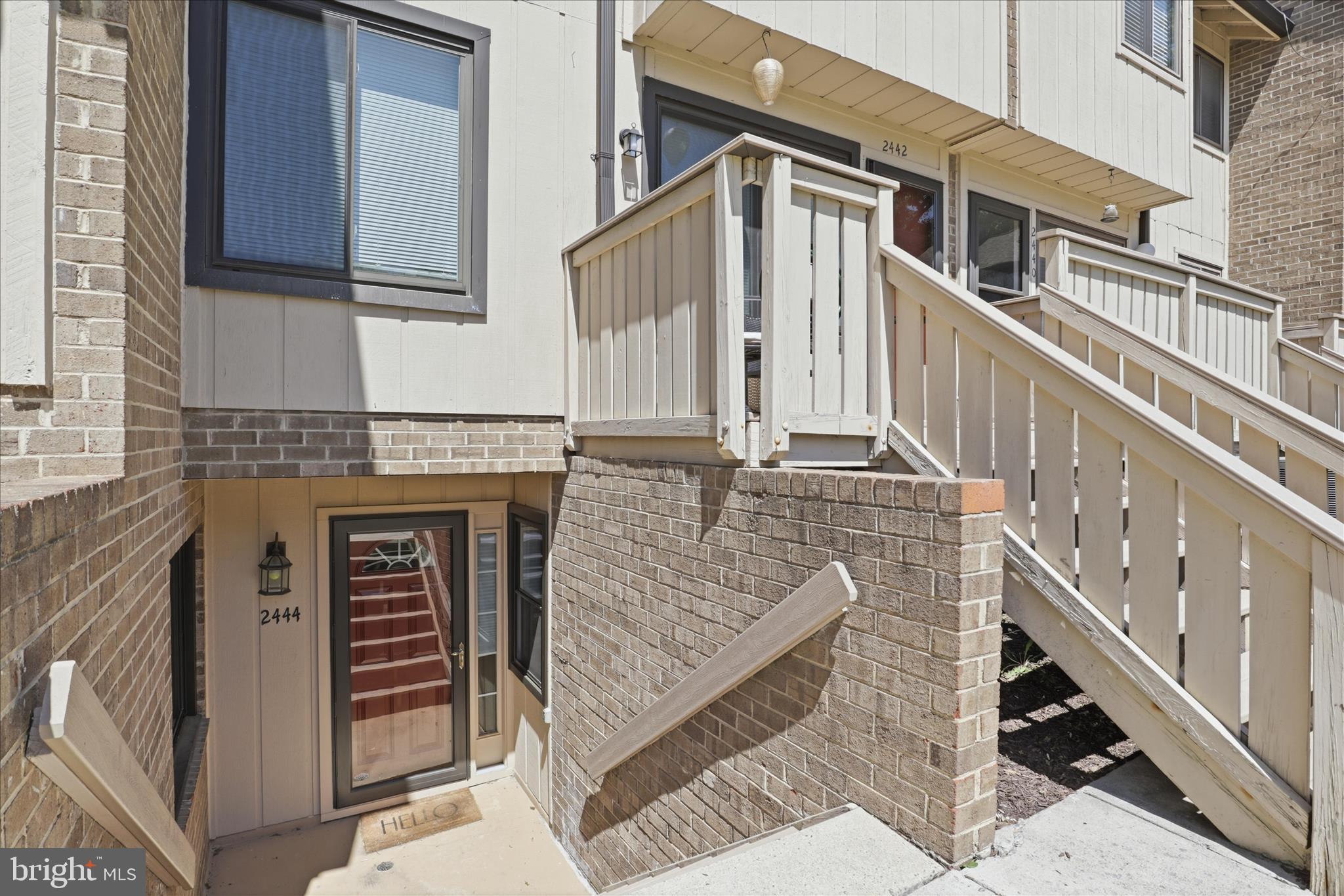 MOSBYS LANDING - Residential