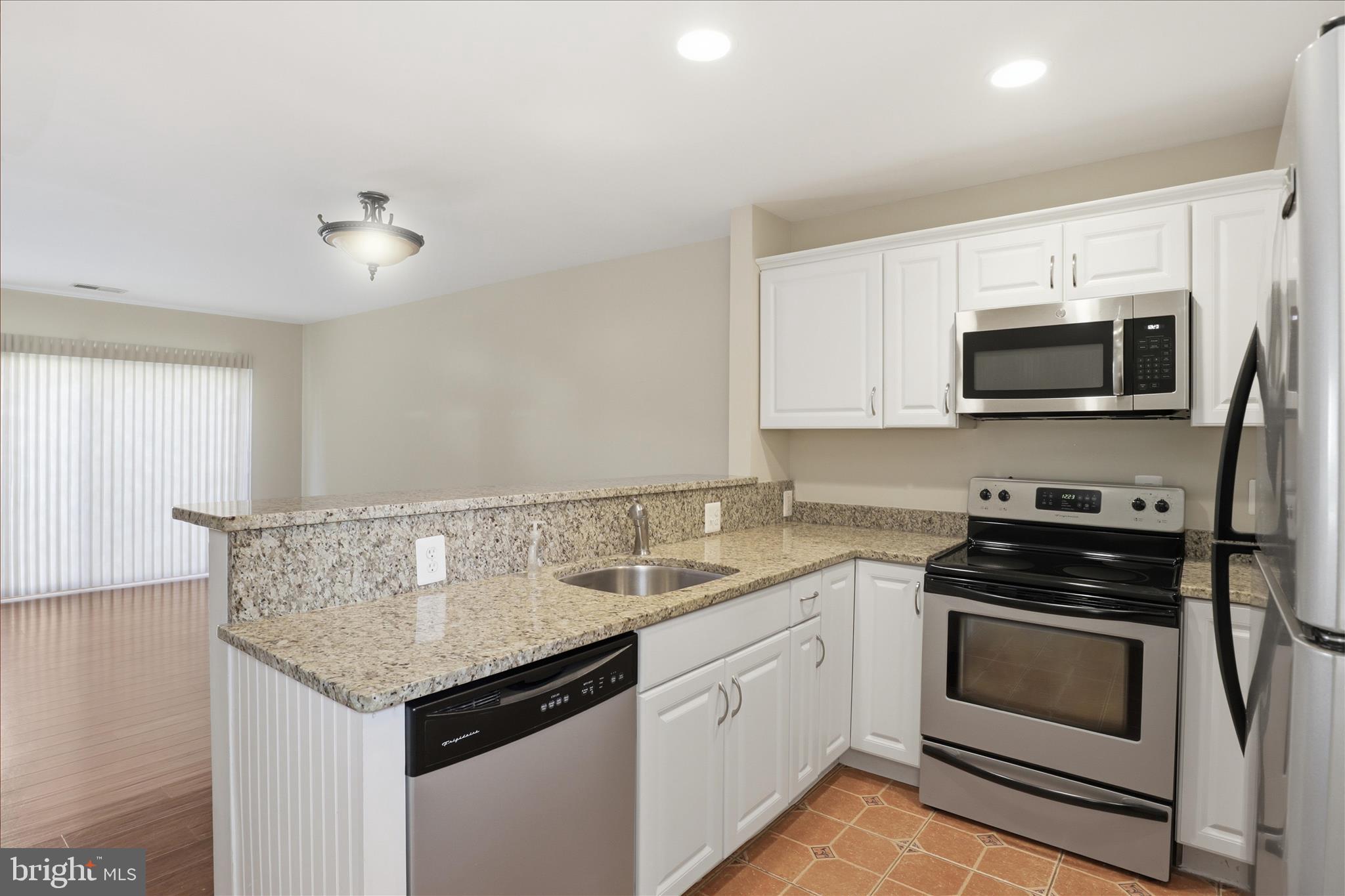 MOSBYS LANDING - Residential