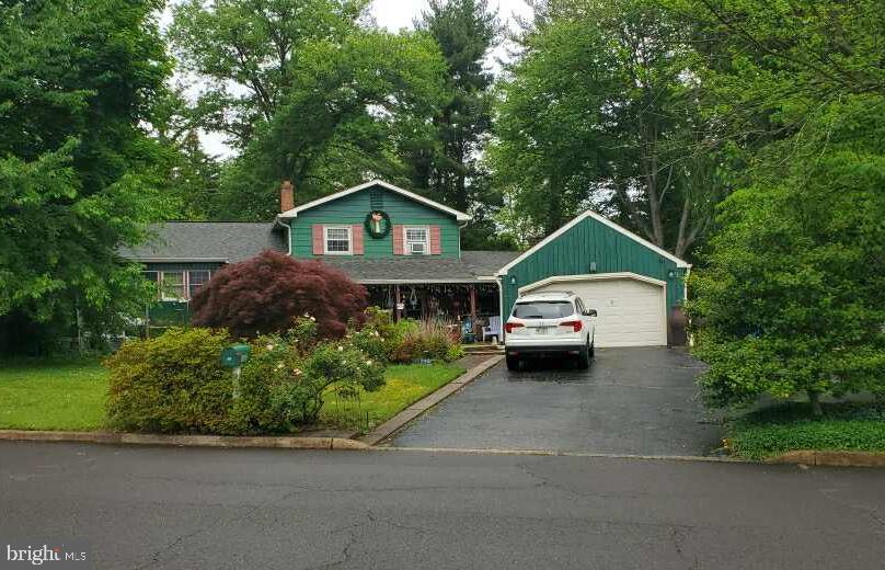 VALLEYWOOD - Residential