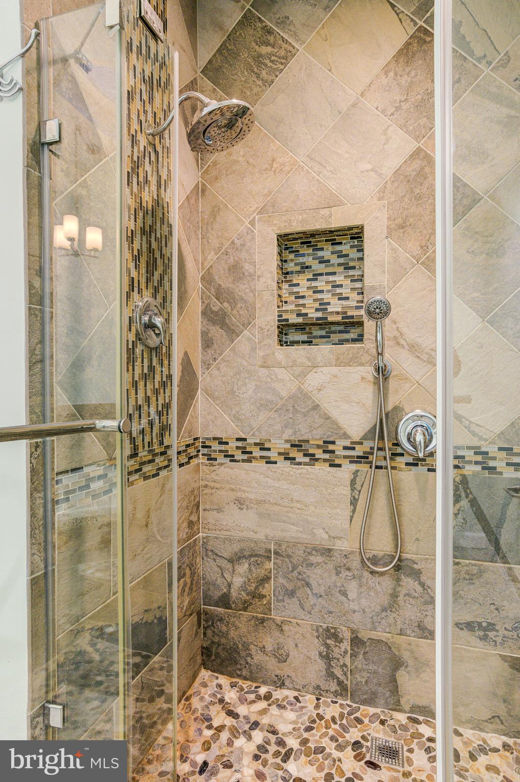 ALLVIEW ESTATES - Residential