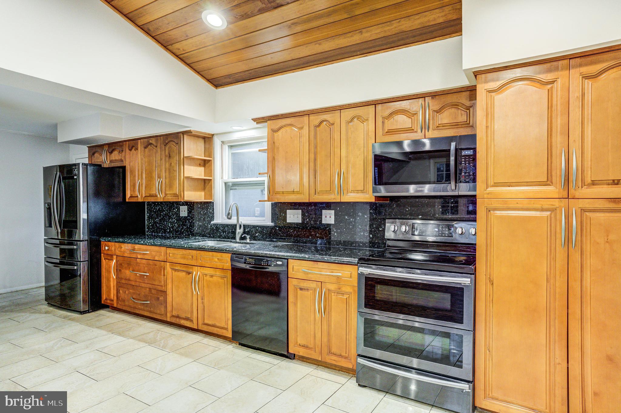 ALLVIEW ESTATES - Residential