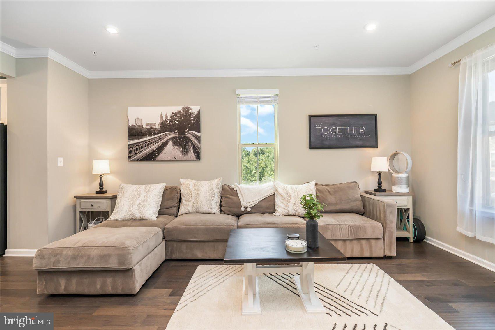 TOWNES AT BYNUM RUN - Residential