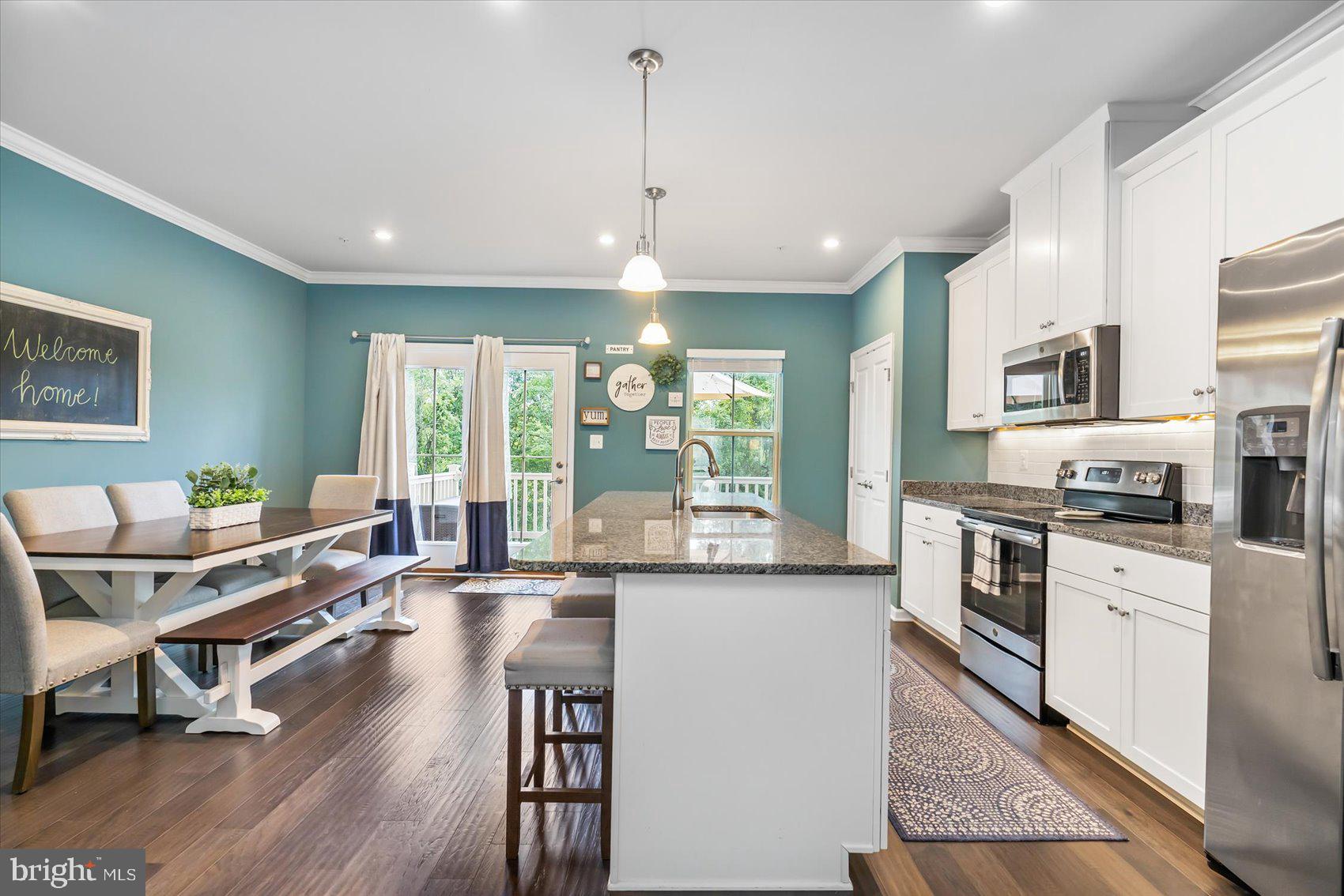 TOWNES AT BYNUM RUN - Residential