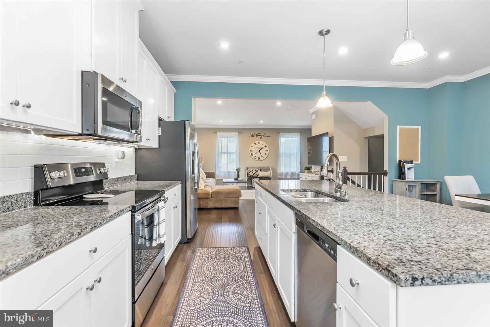 TOWNES AT BYNUM RUN - Residential