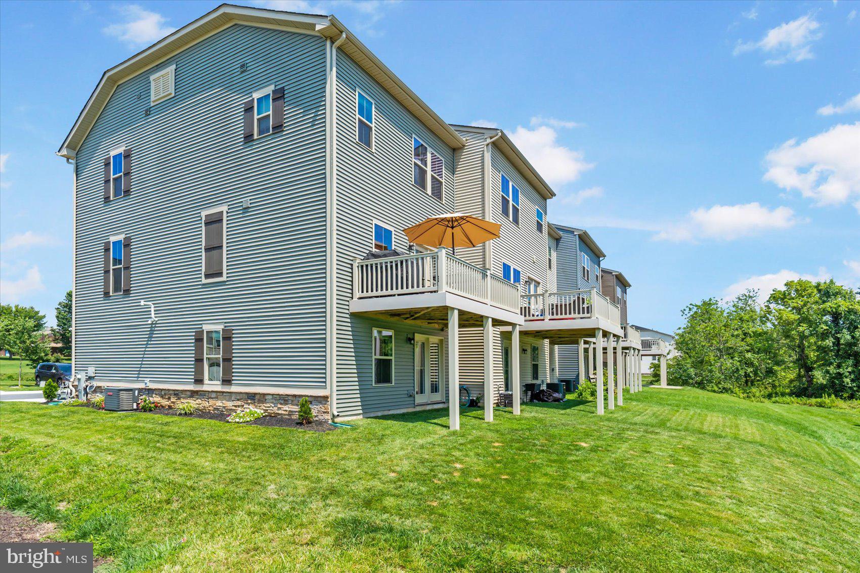 TOWNES AT BYNUM RUN - Residential