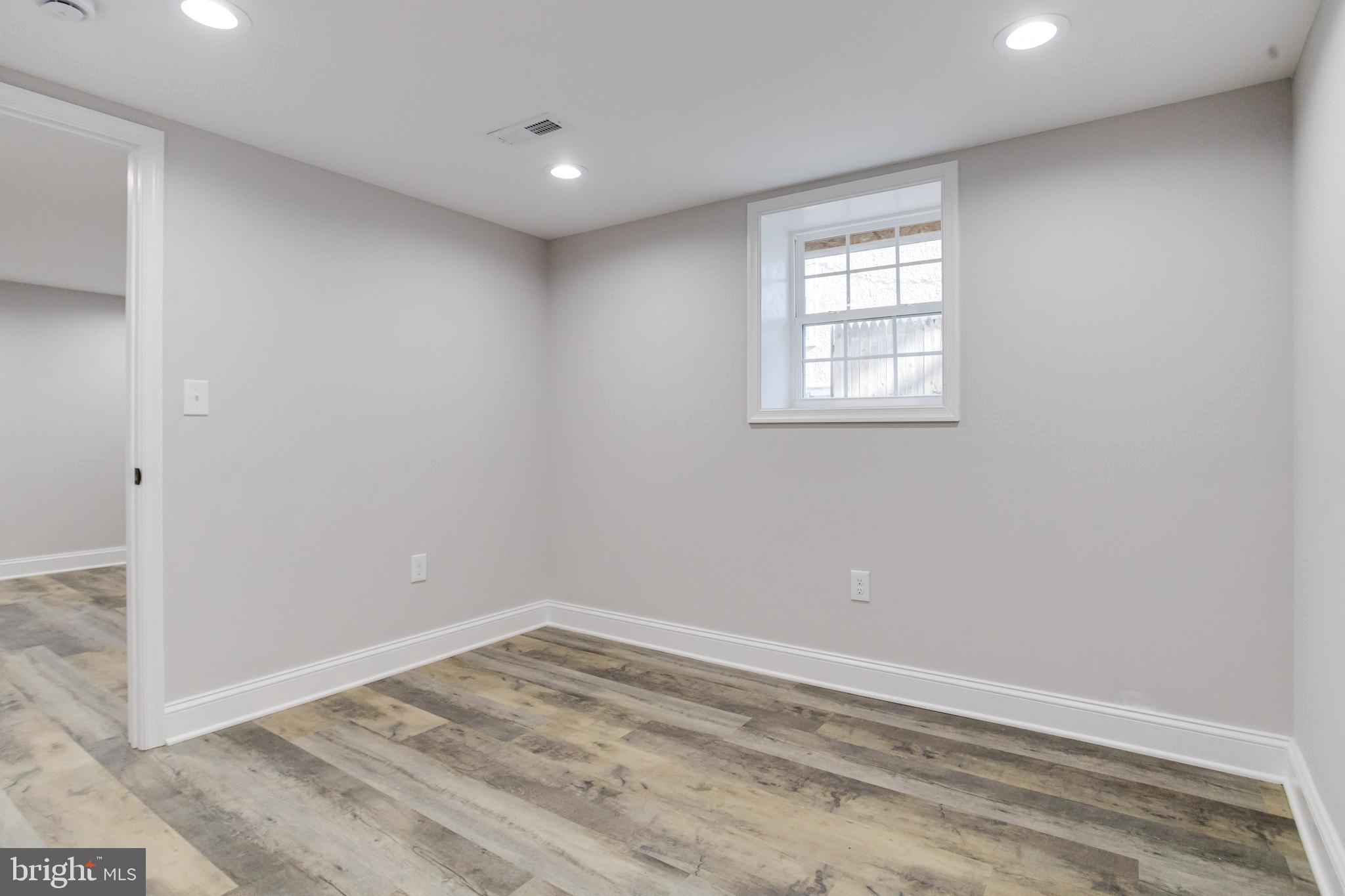 PARKVILLE - Residential