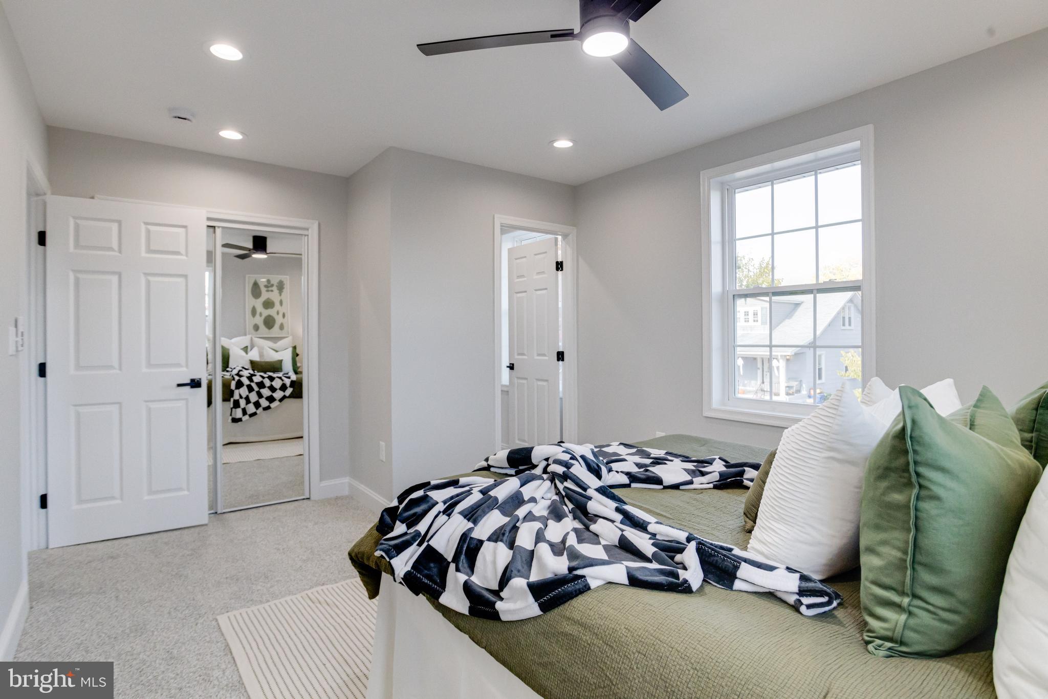 PARKVILLE - Residential