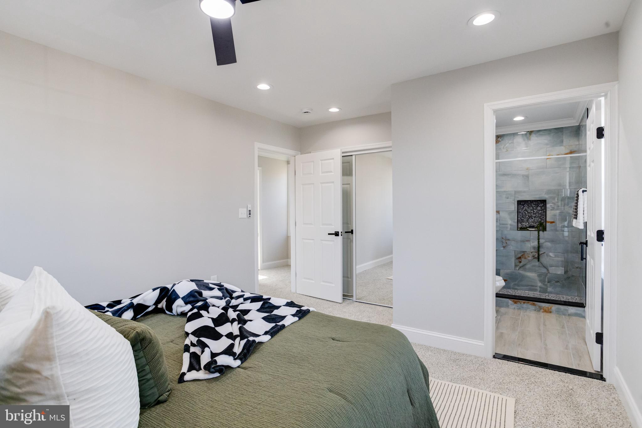 PARKVILLE - Residential