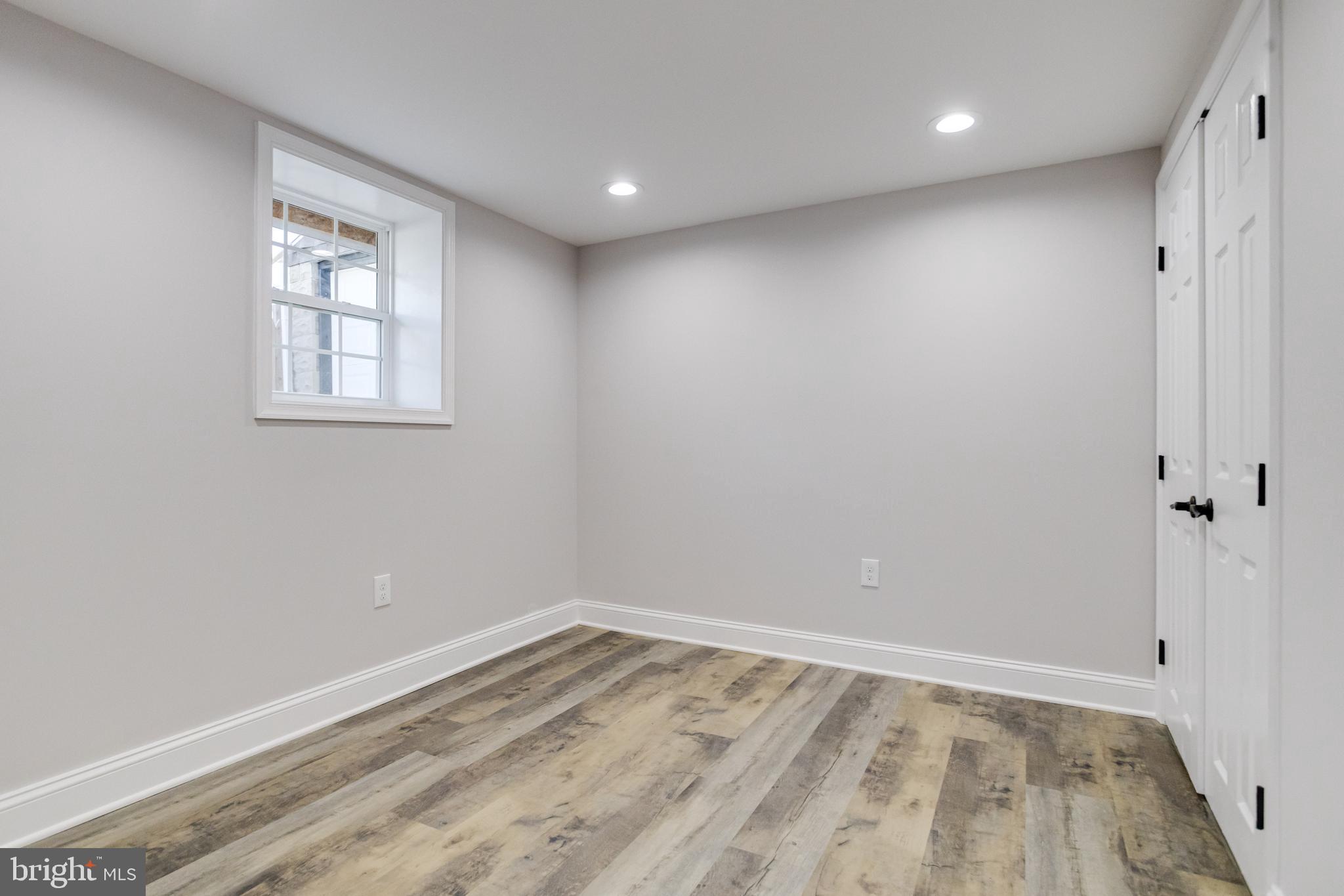 PARKVILLE - Residential