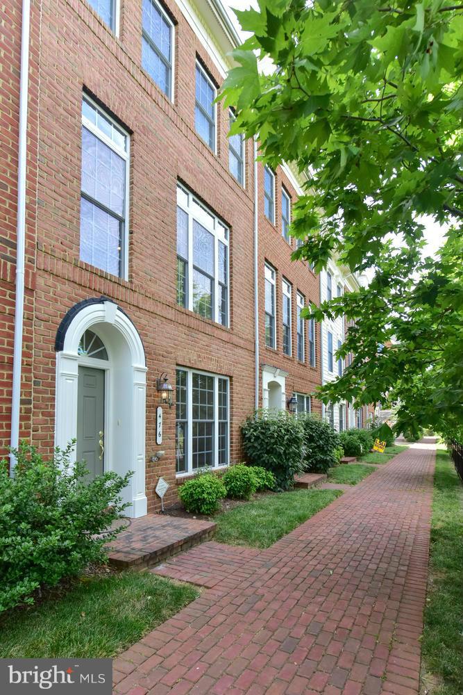 CAMERON STATION - Residential Lease