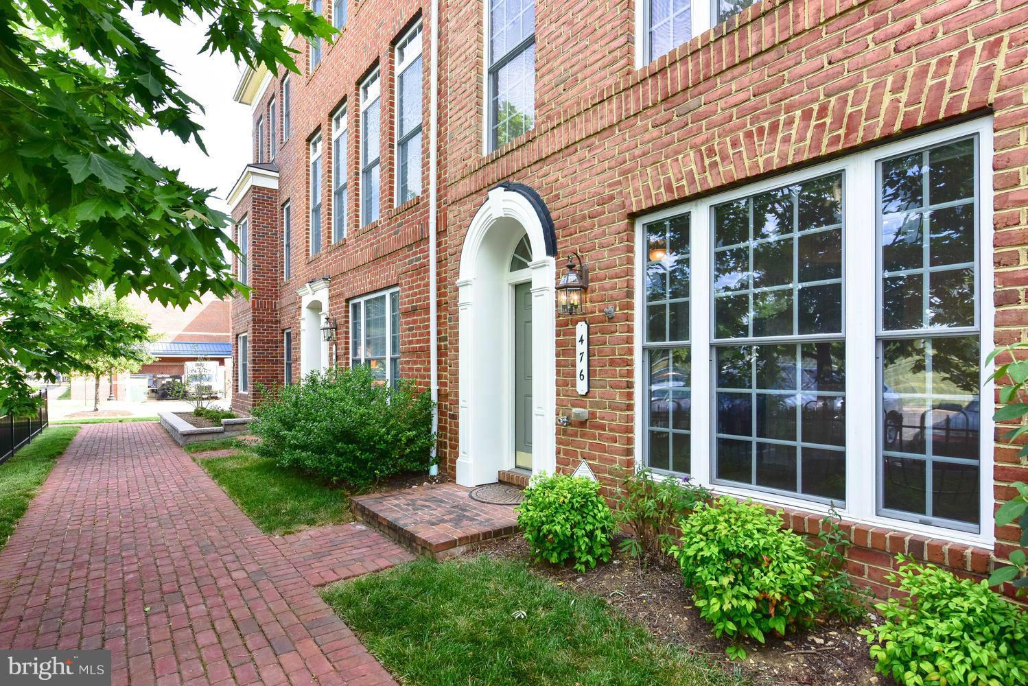 CAMERON STATION - Residential Lease