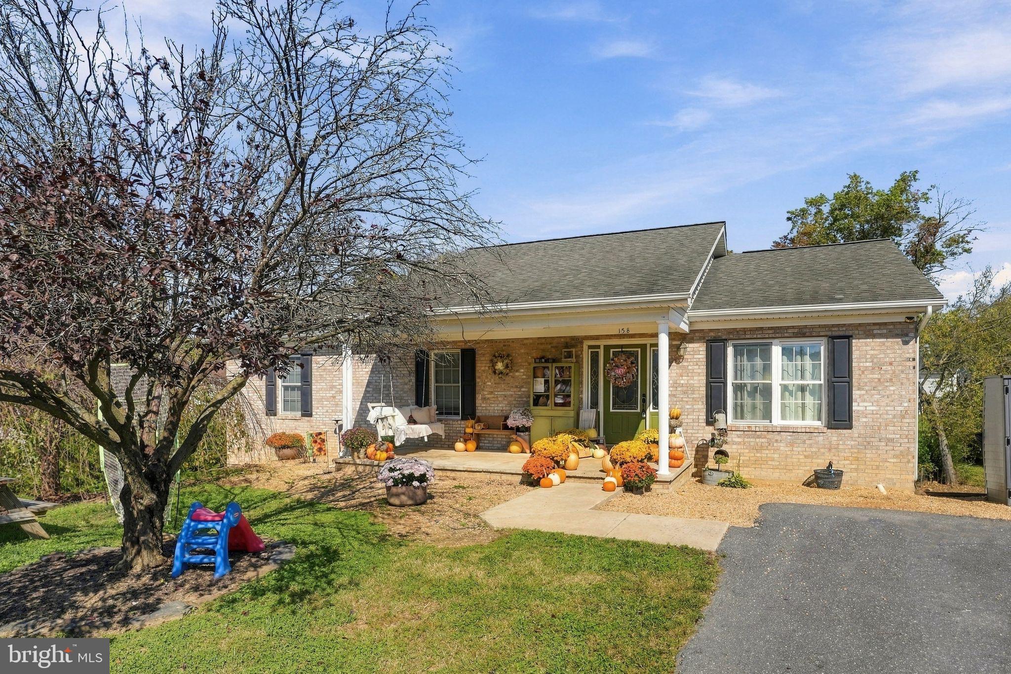 158 T BIRD LANE
