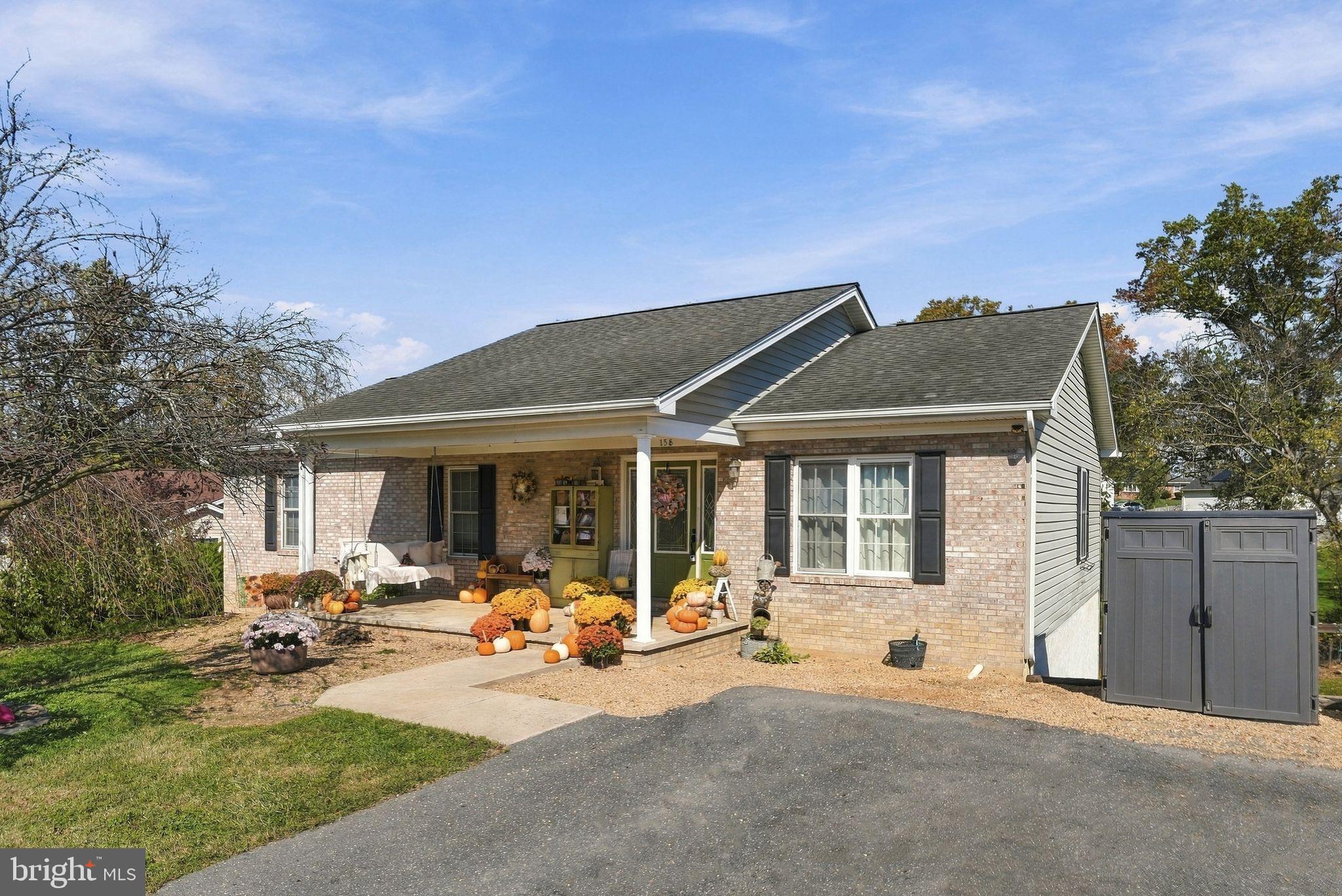 158 T BIRD LANE