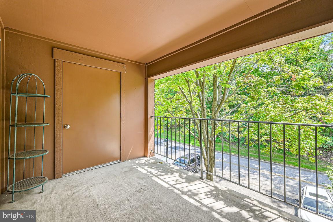 THE FALLS - Residential