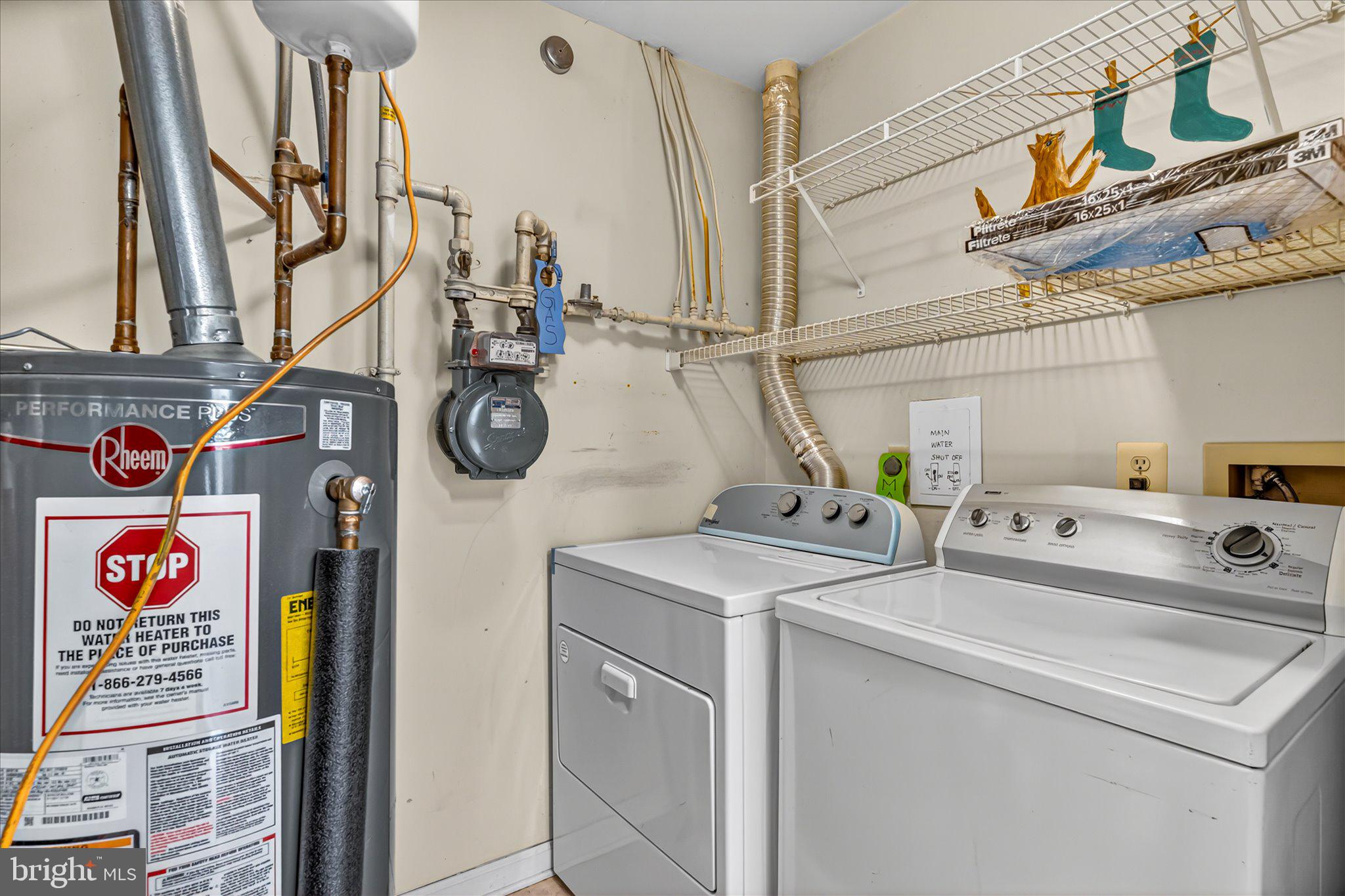 STRATFORD CONDOS - Residential