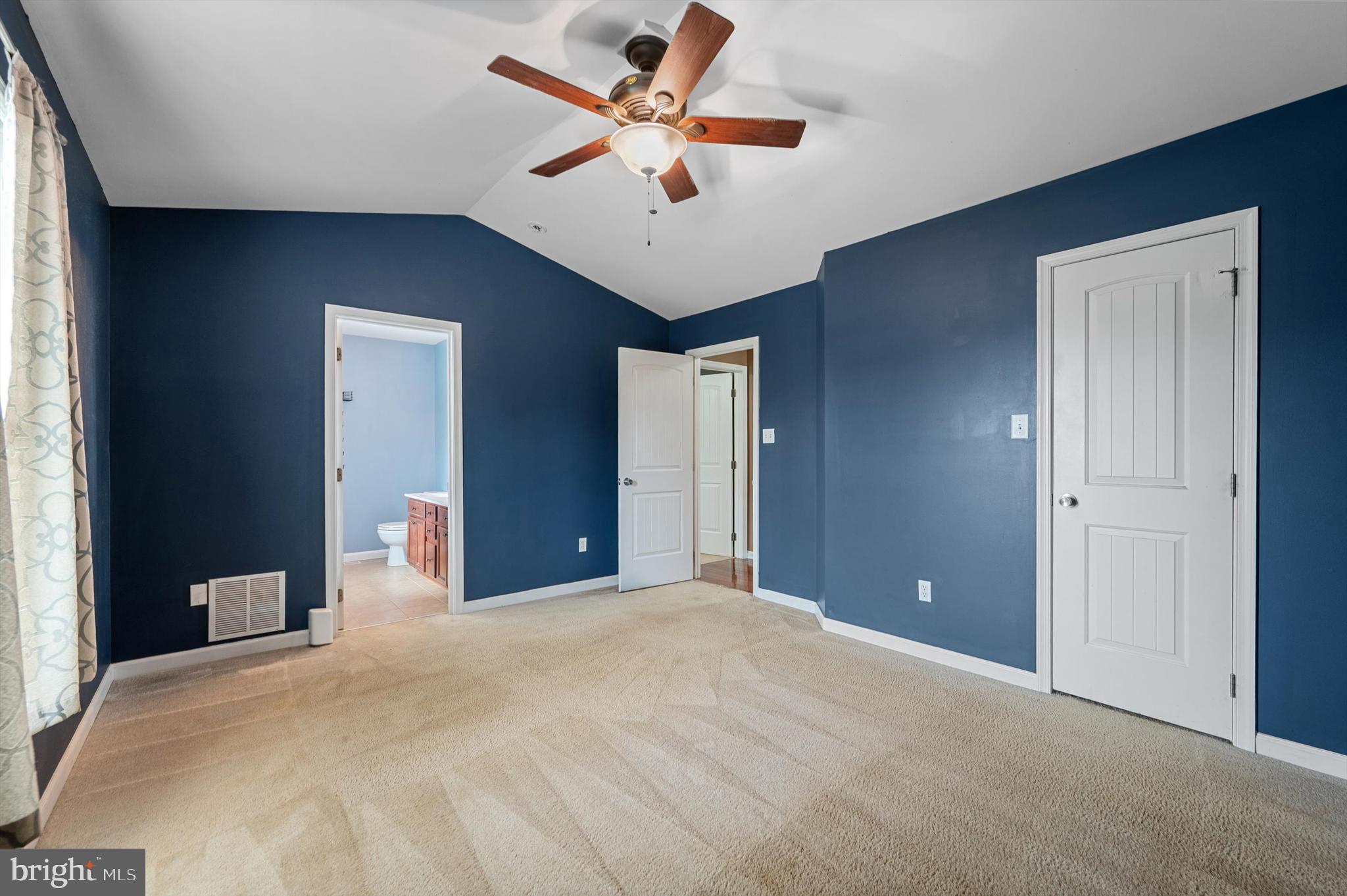 RED HILL - Residential