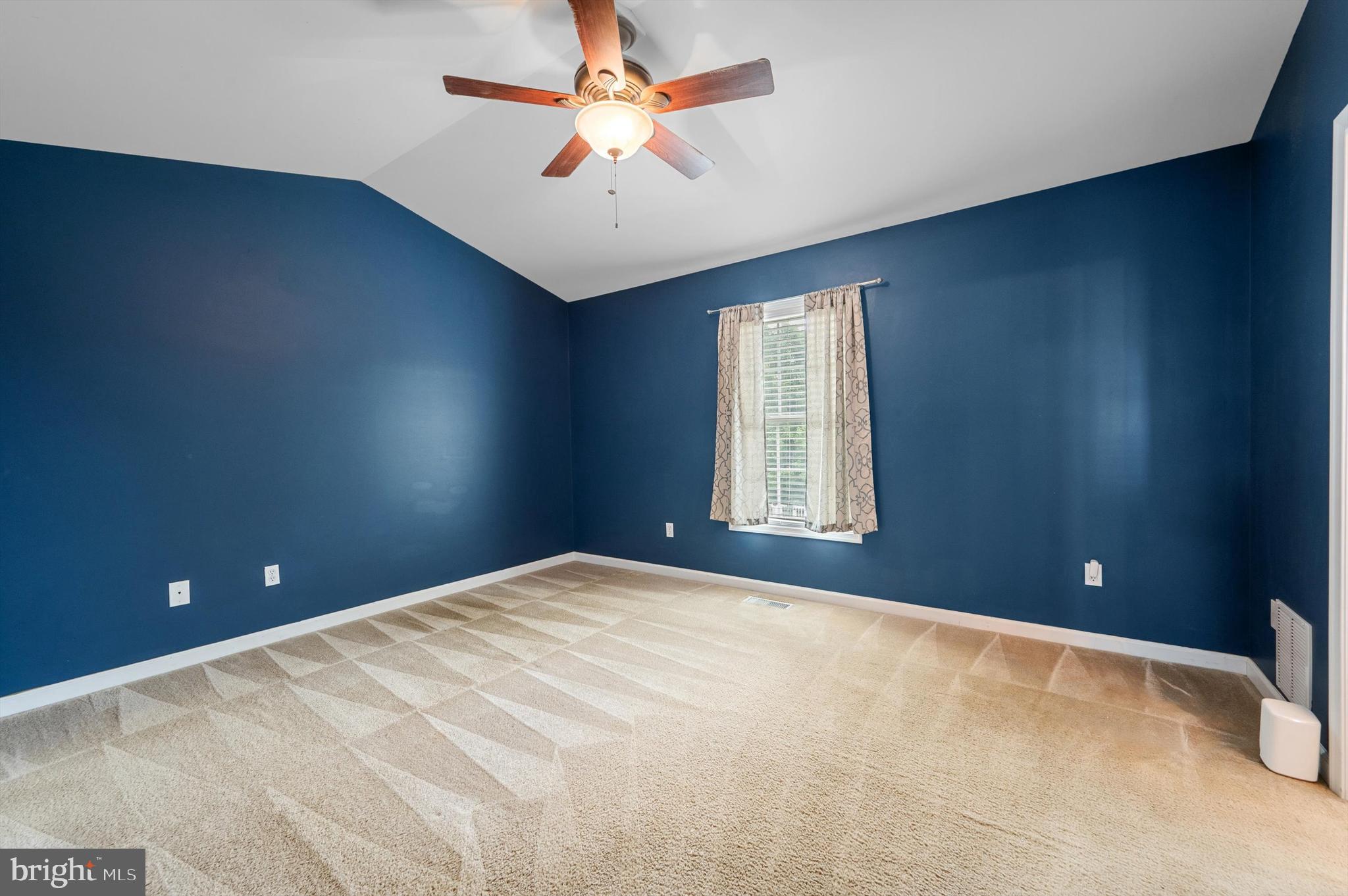 RED HILL - Residential