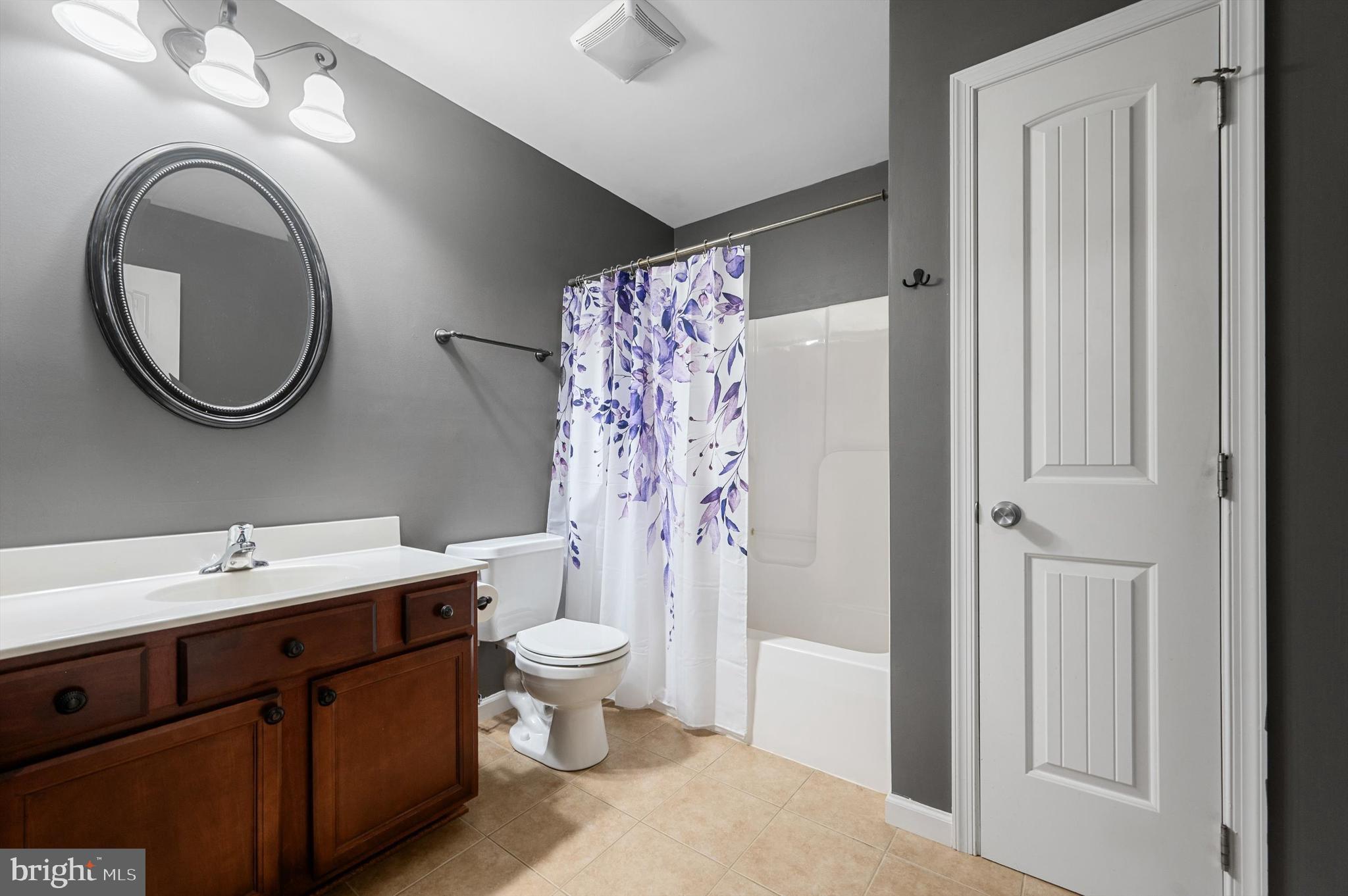 RED HILL - Residential