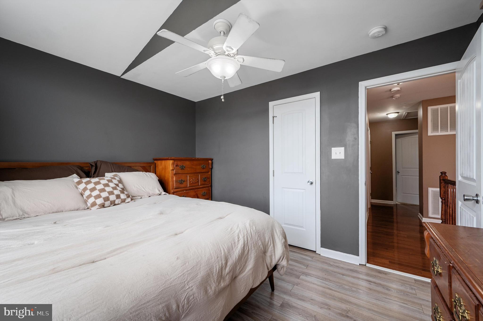 RED HILL - Residential