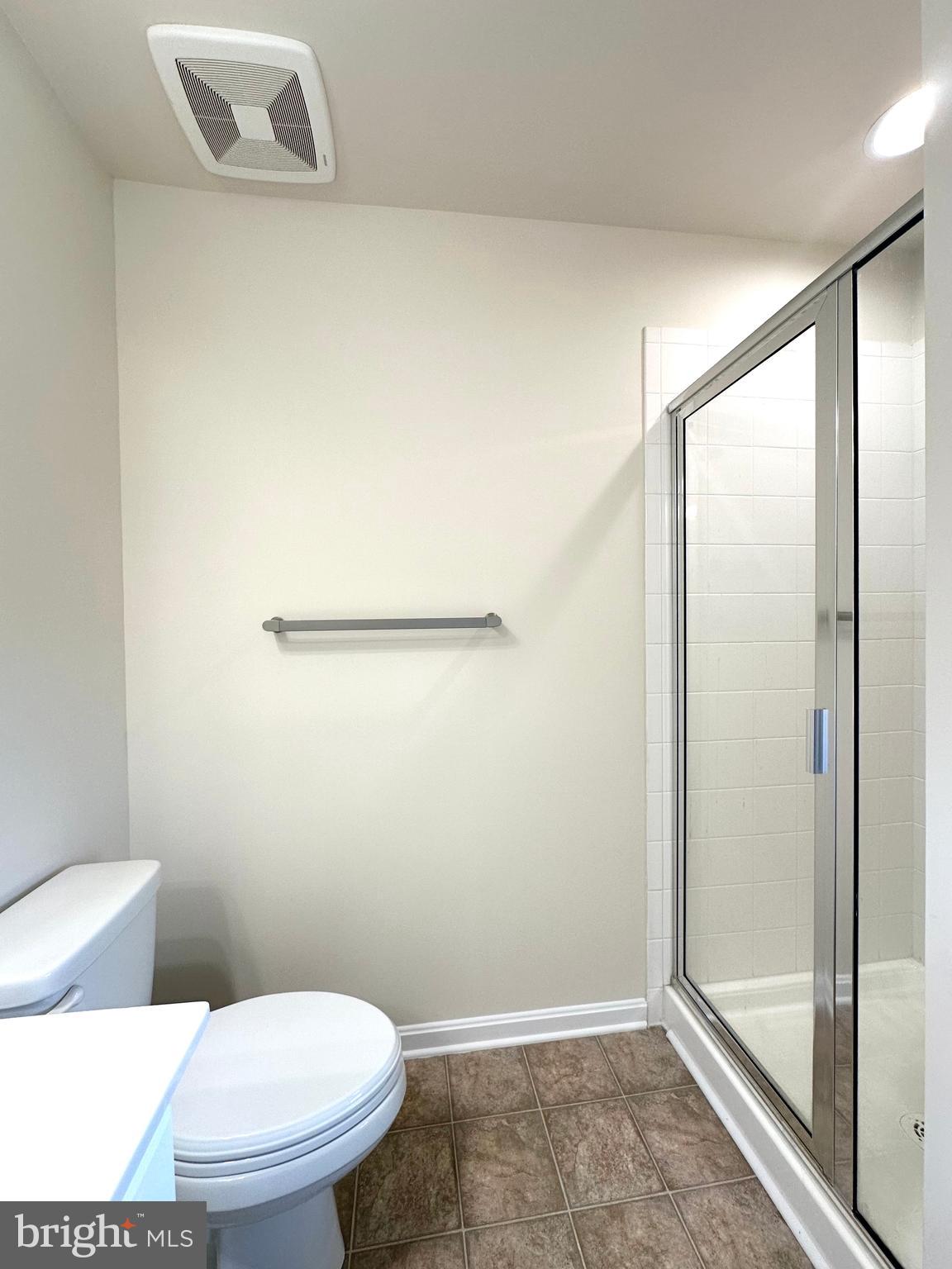 CARRIAGE HILL - Residential Lease