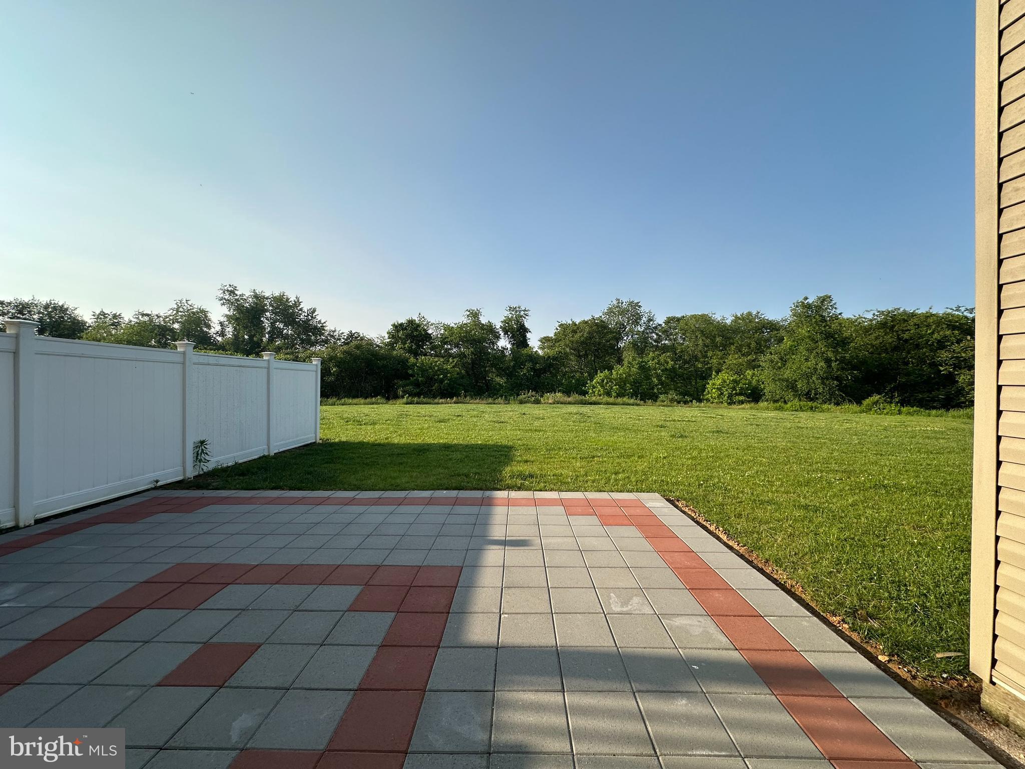 CARRIAGE HILL - Residential Lease