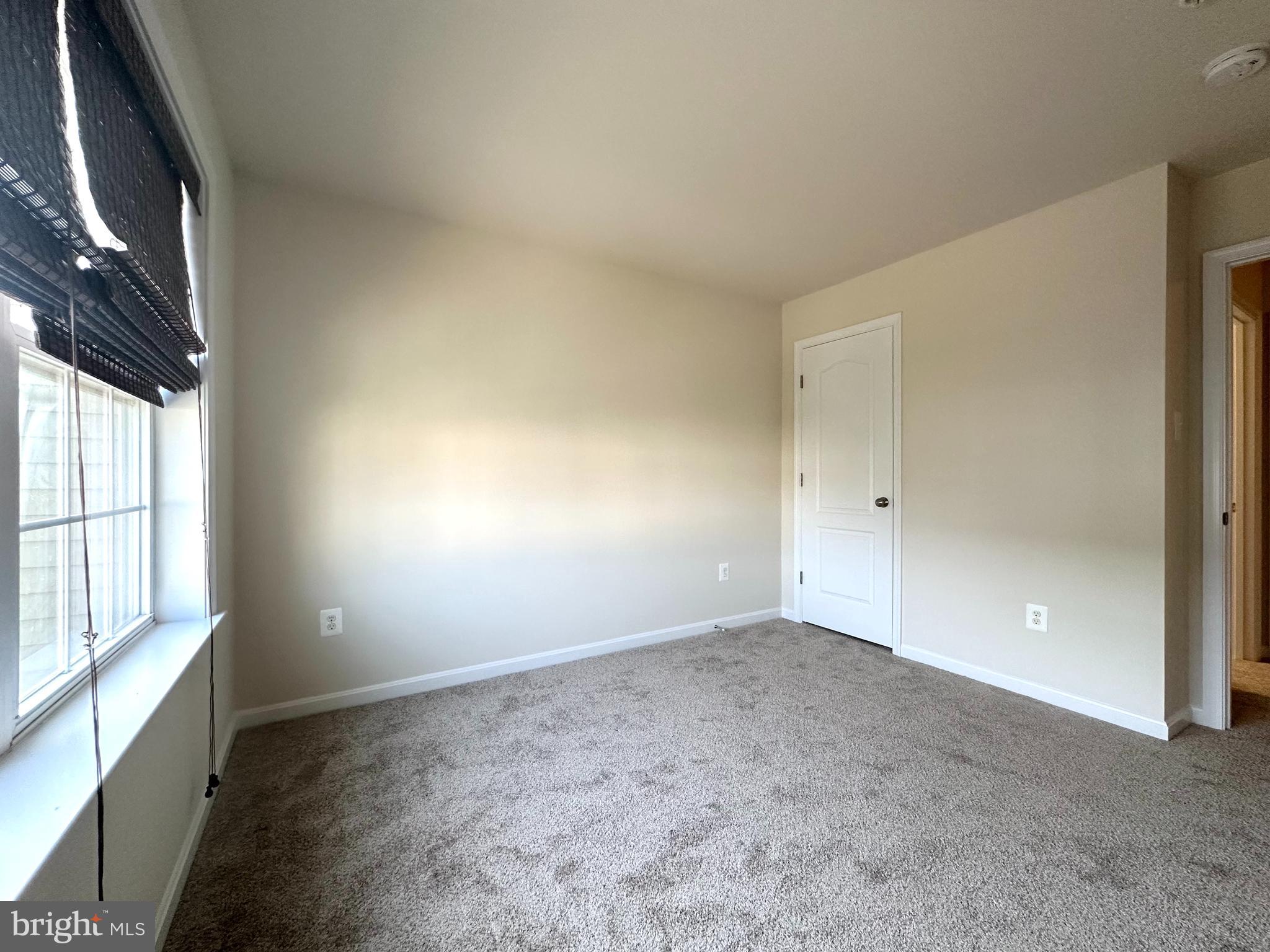 CARRIAGE HILL - Residential Lease