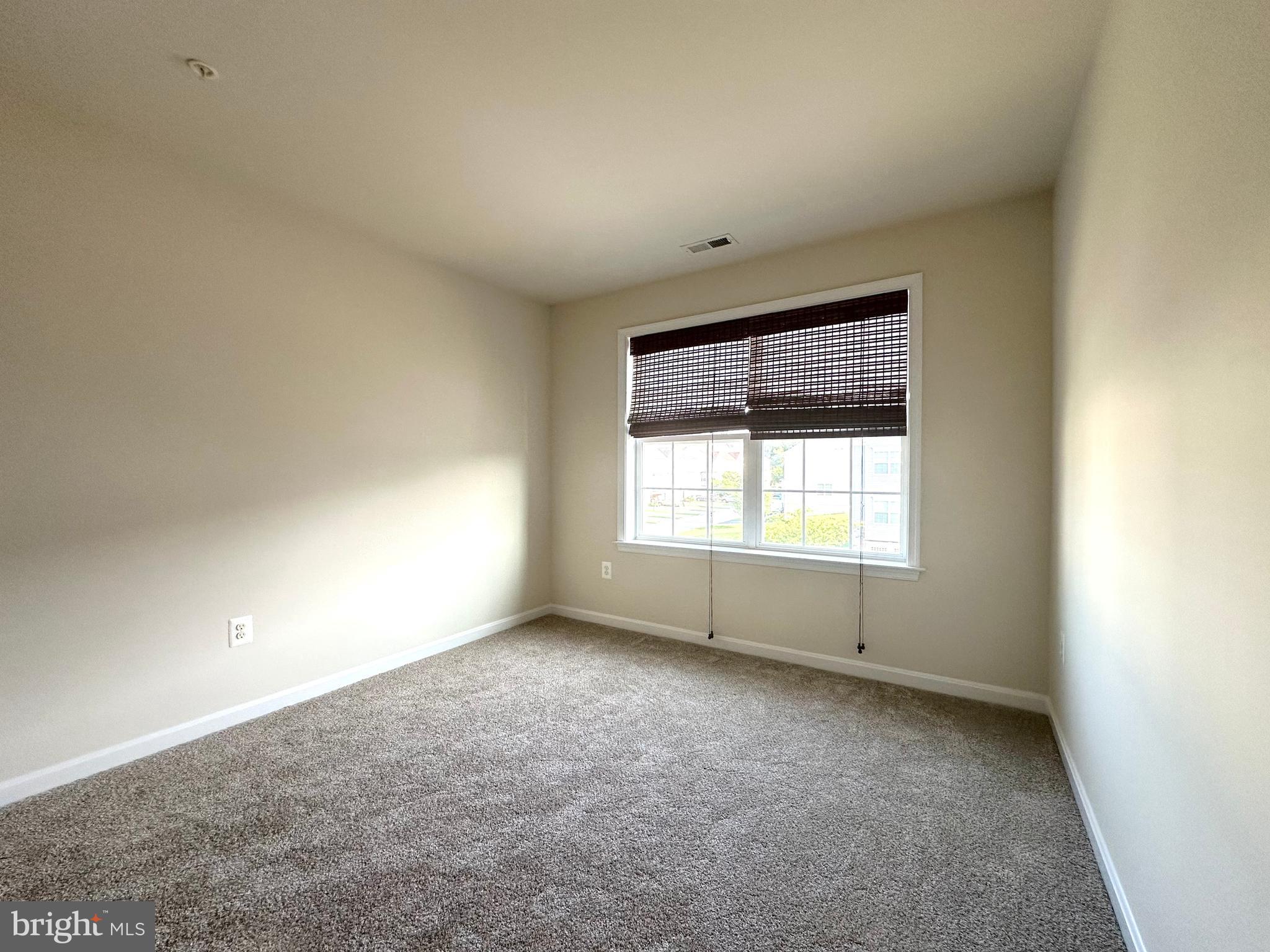 CARRIAGE HILL - Residential Lease