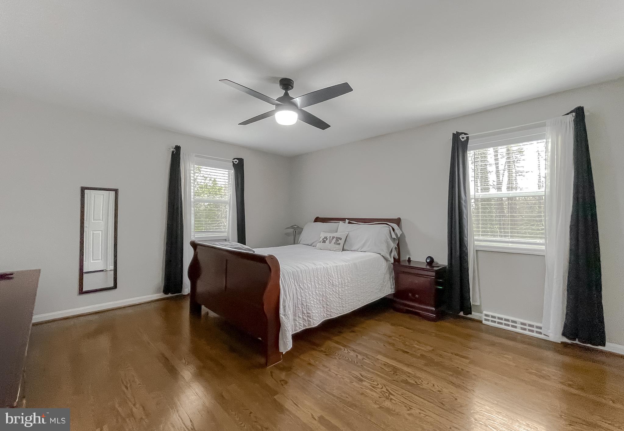 ESPERANZA FARMS - Residential