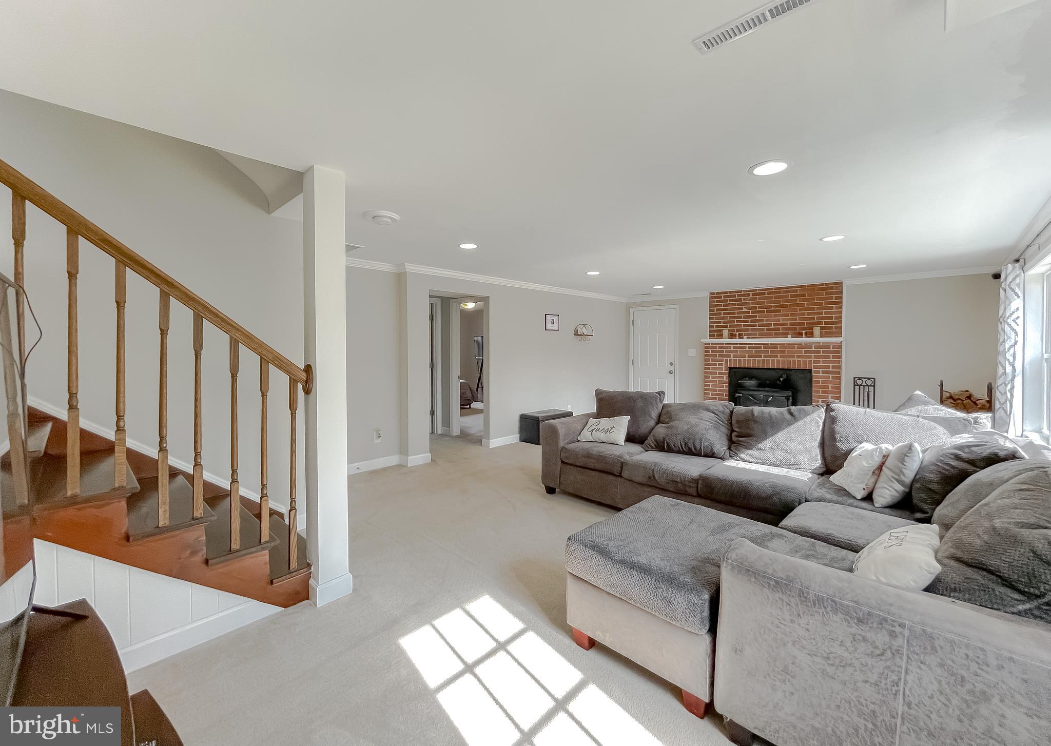 ESPERANZA FARMS - Residential