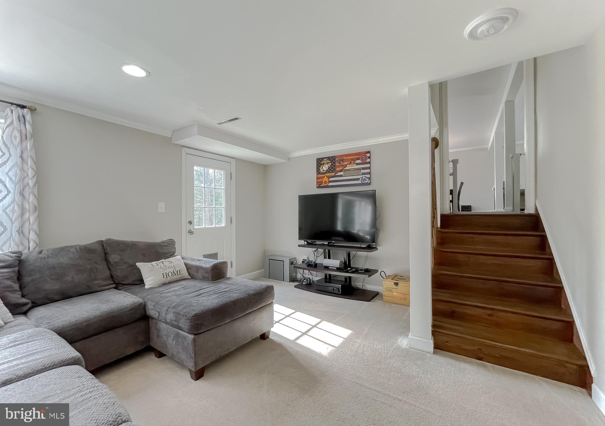 ESPERANZA FARMS - Residential