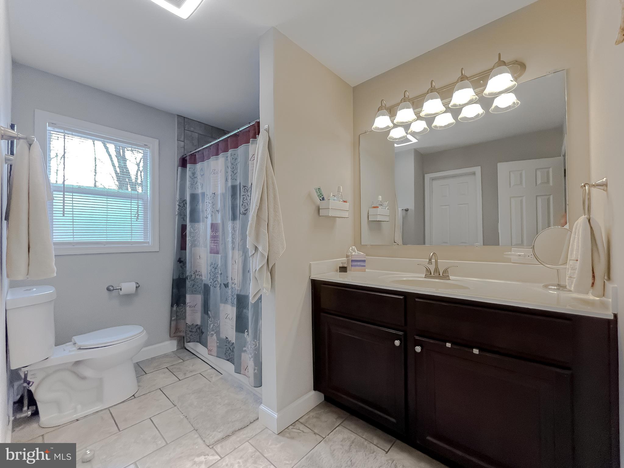 ESPERANZA FARMS - Residential