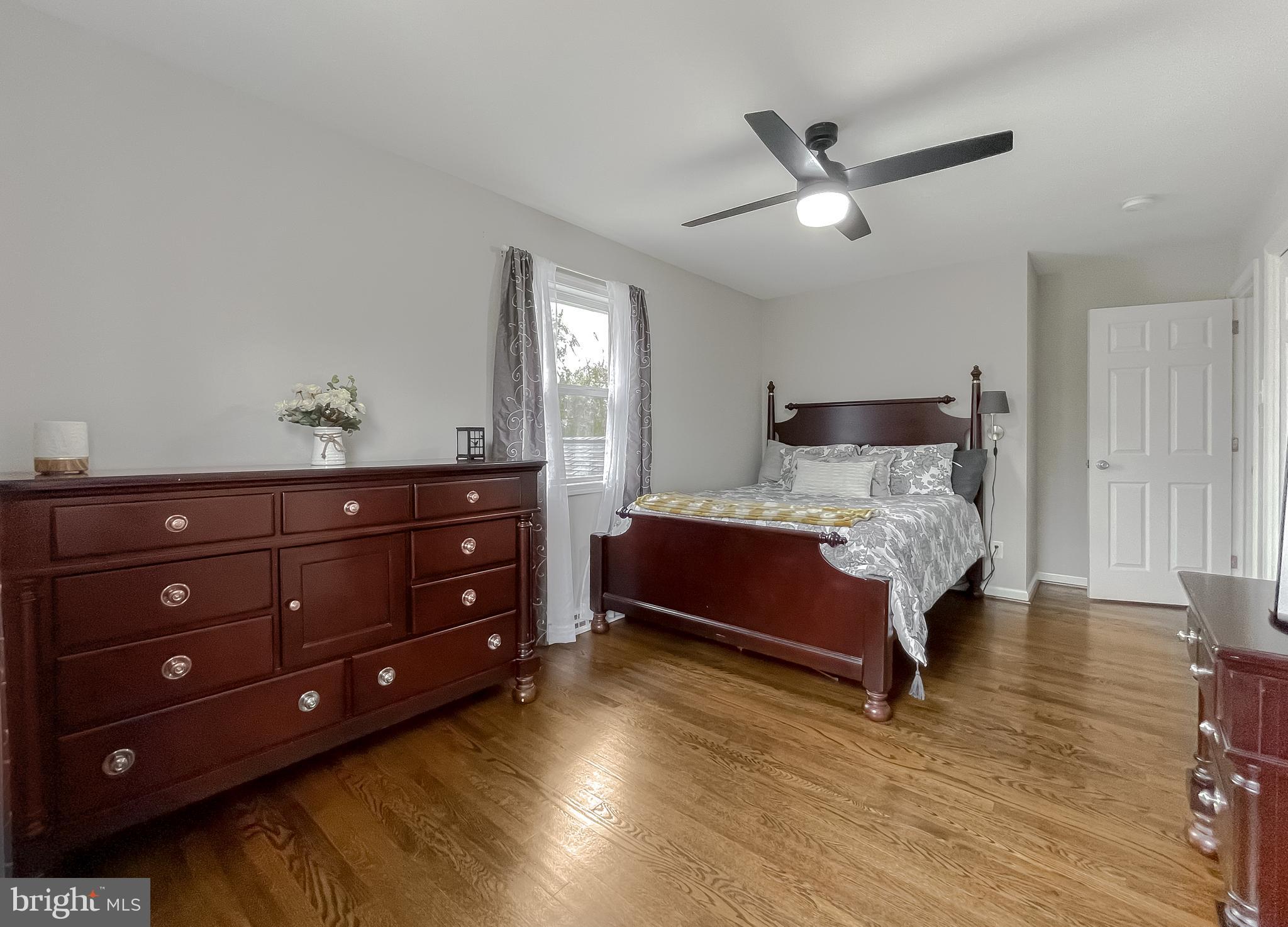 ESPERANZA FARMS - Residential