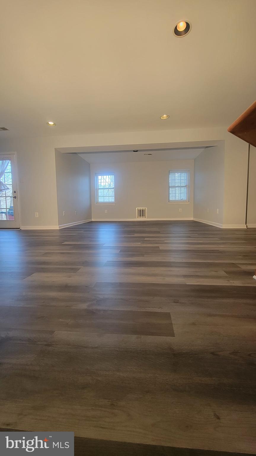 LAKE MANASSAS - Residential Lease