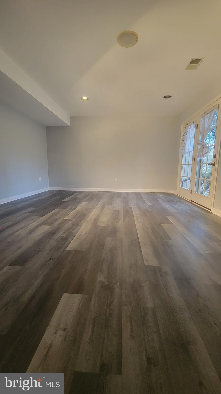 LAKE MANASSAS - Residential Lease