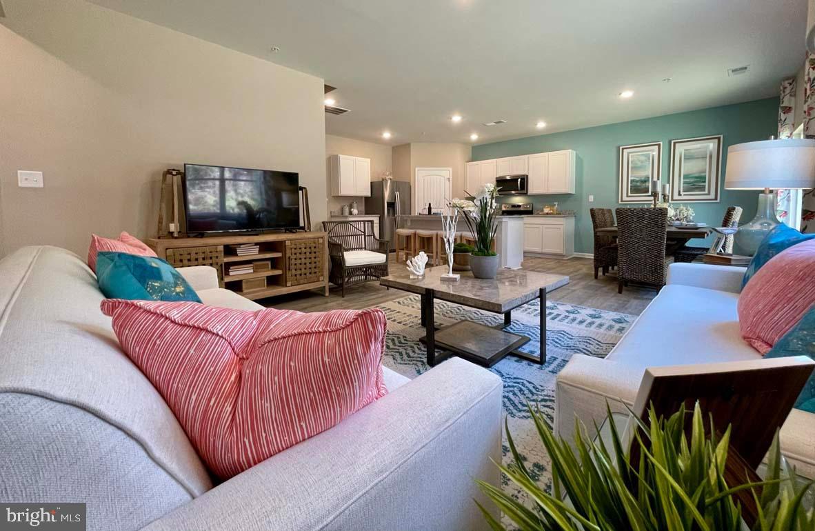 BLACKWATER LANDING - Residential