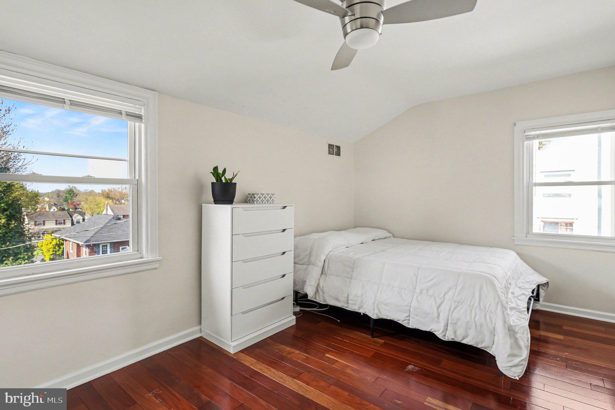 HIGHLANDS - Residential