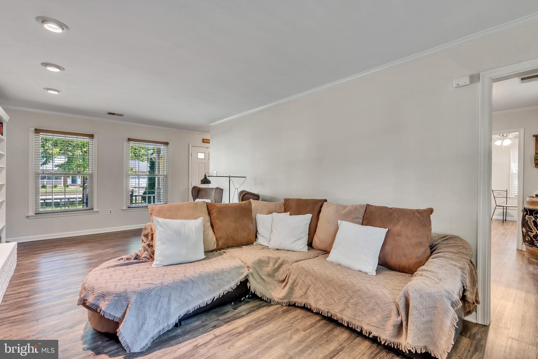 ST CHARLES DORCHESTER - Residential