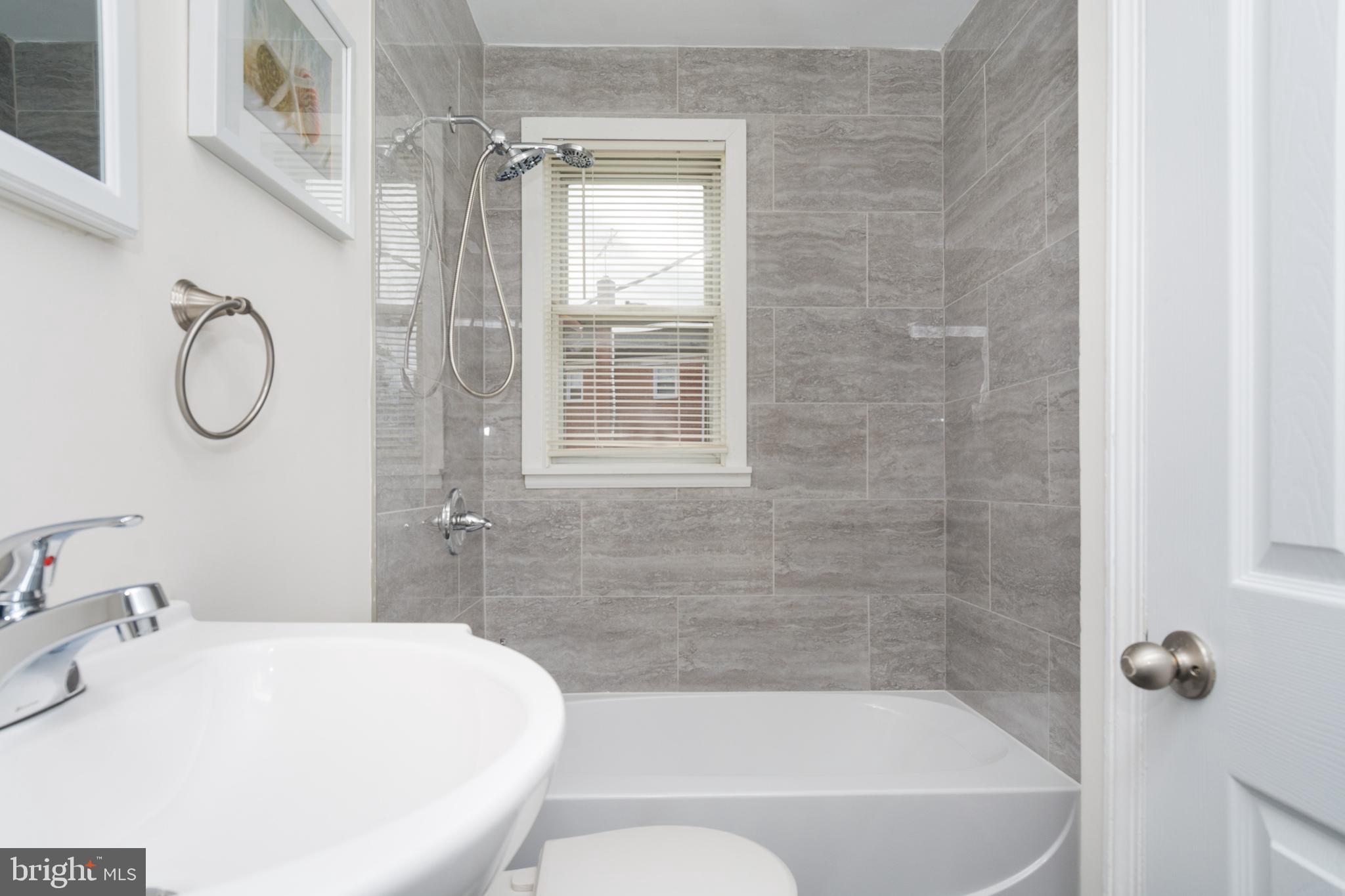 YALE HEIGHTS - Residential