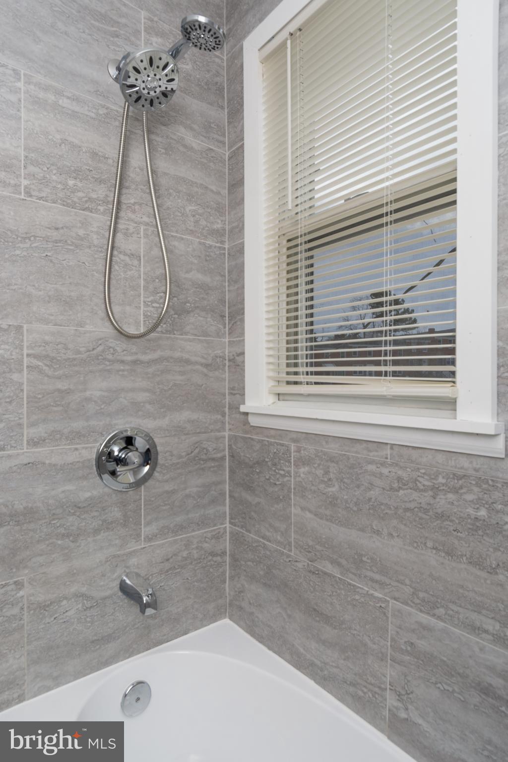 YALE HEIGHTS - Residential