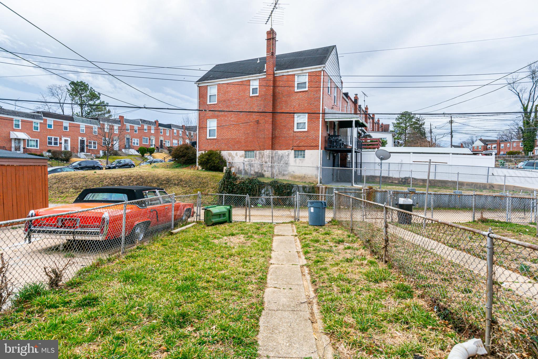 YALE HEIGHTS - Residential