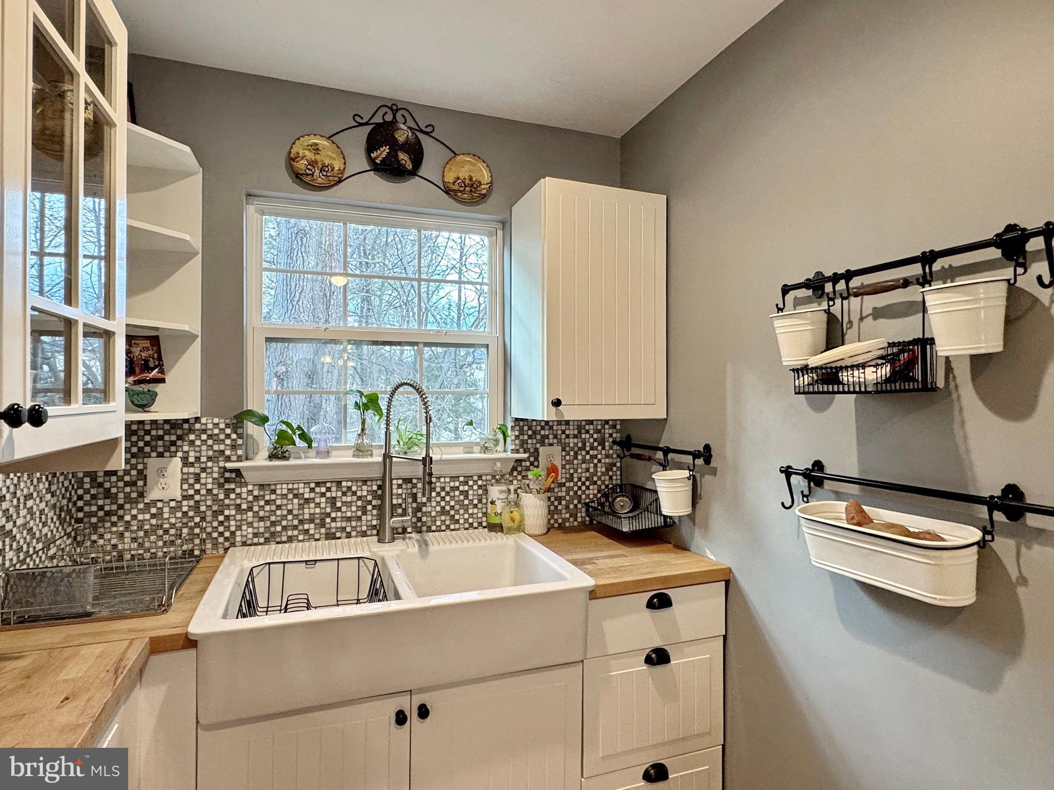 BENEDICT FARMS - Residential