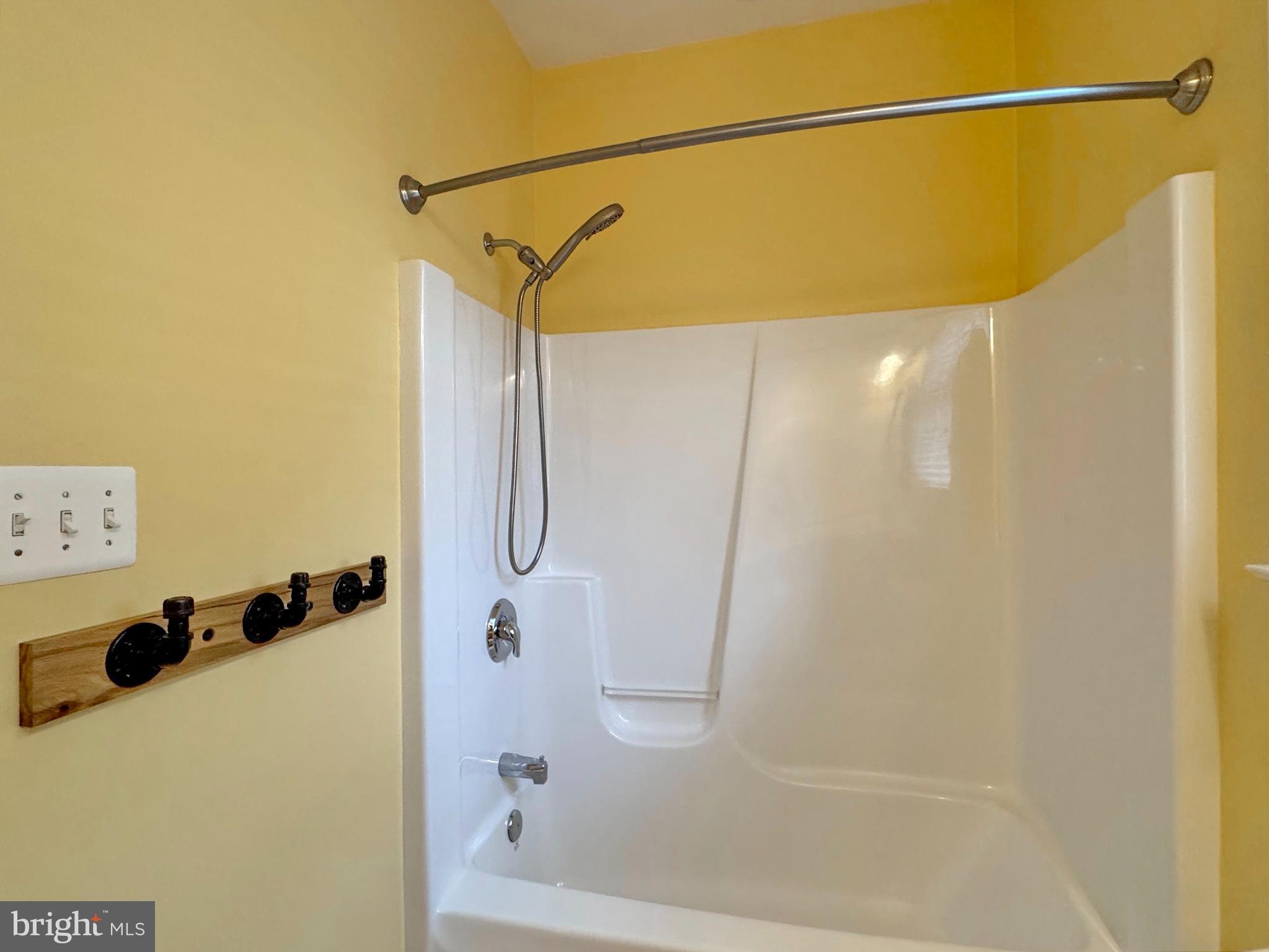 BENEDICT FARMS - Residential