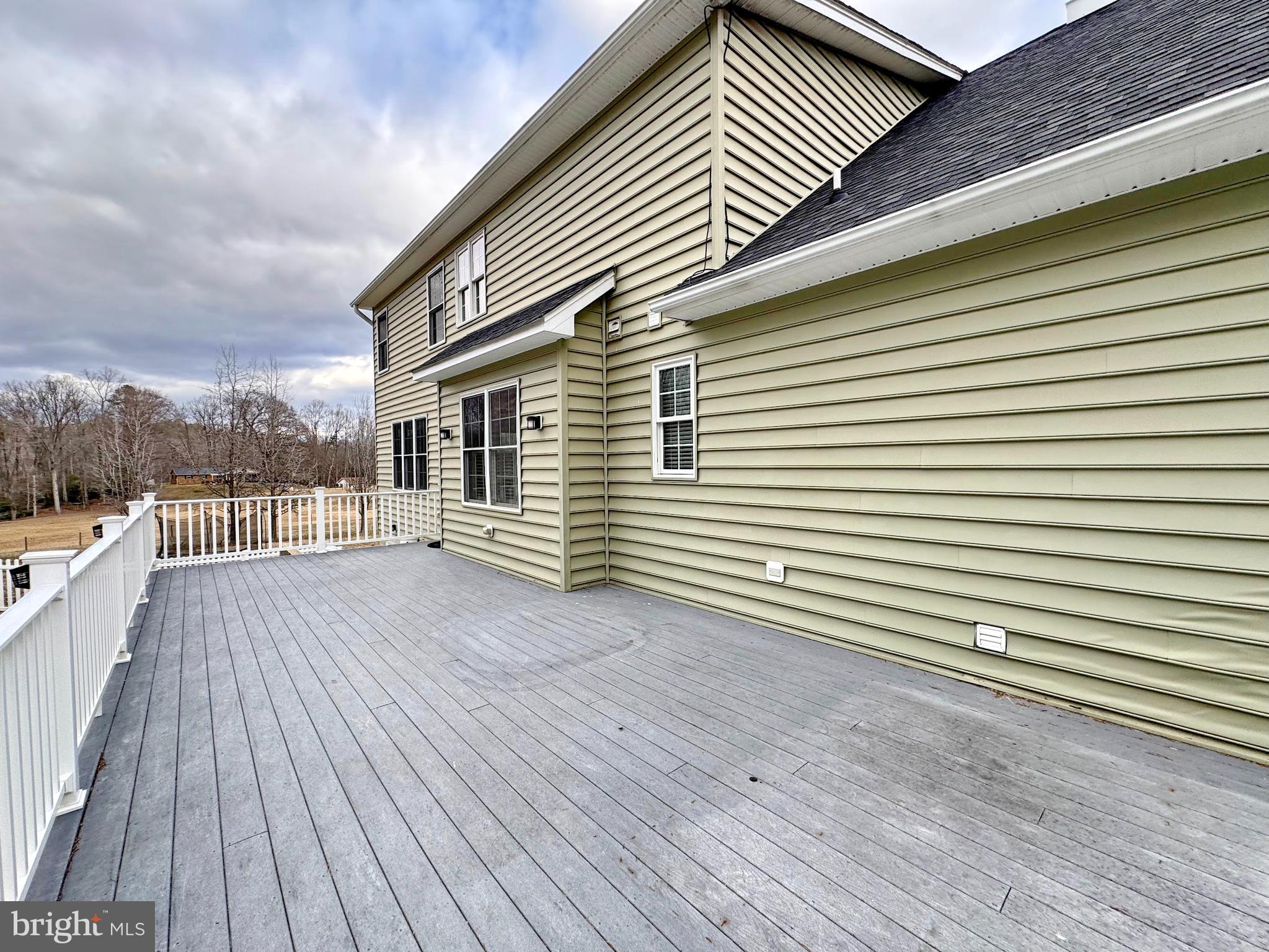 6935 WELCHS ACRES PLACE